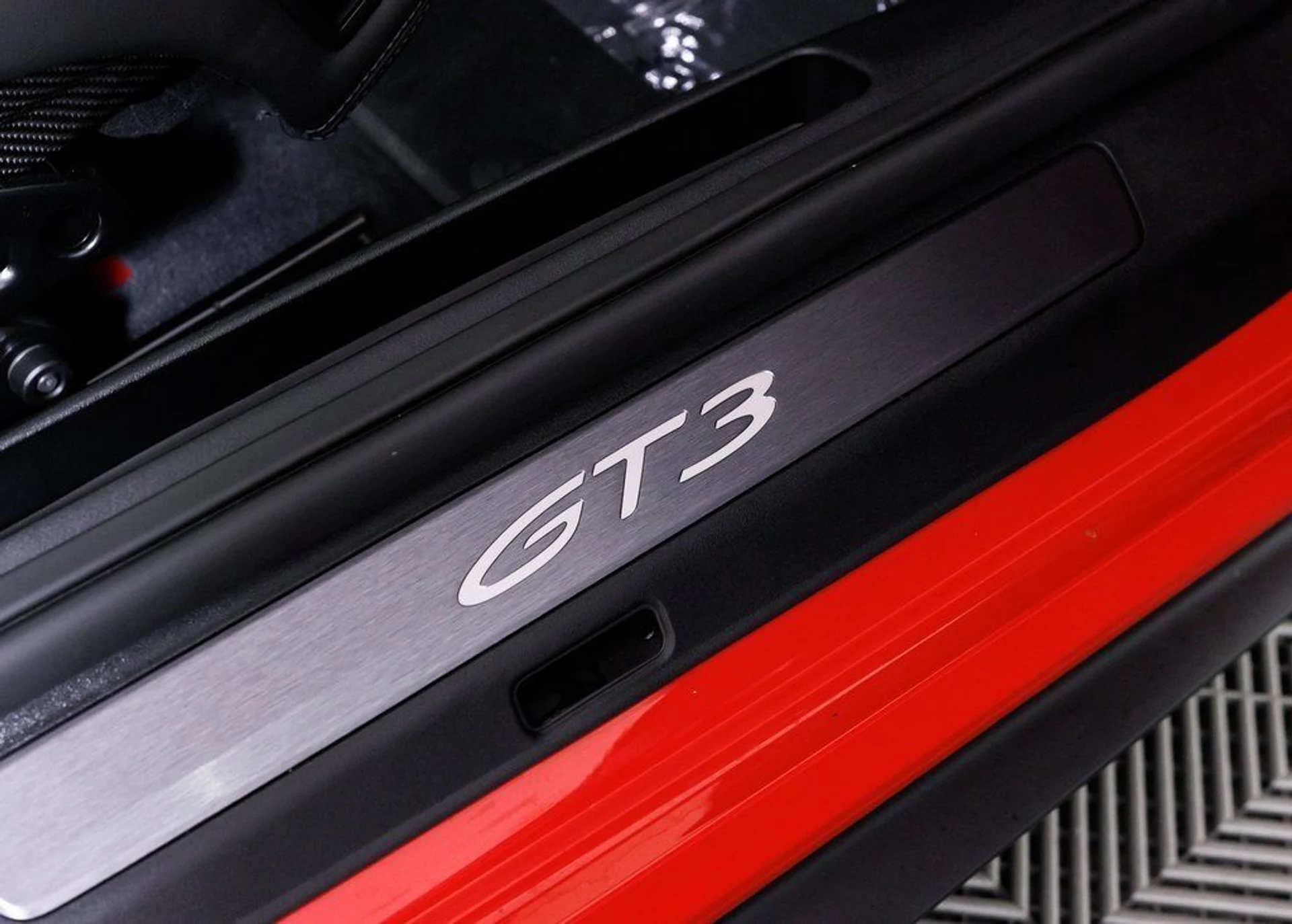 mph021_3541477634_aa5f40a3c5d2d2a2cdc154345685a933_ba73fa756b