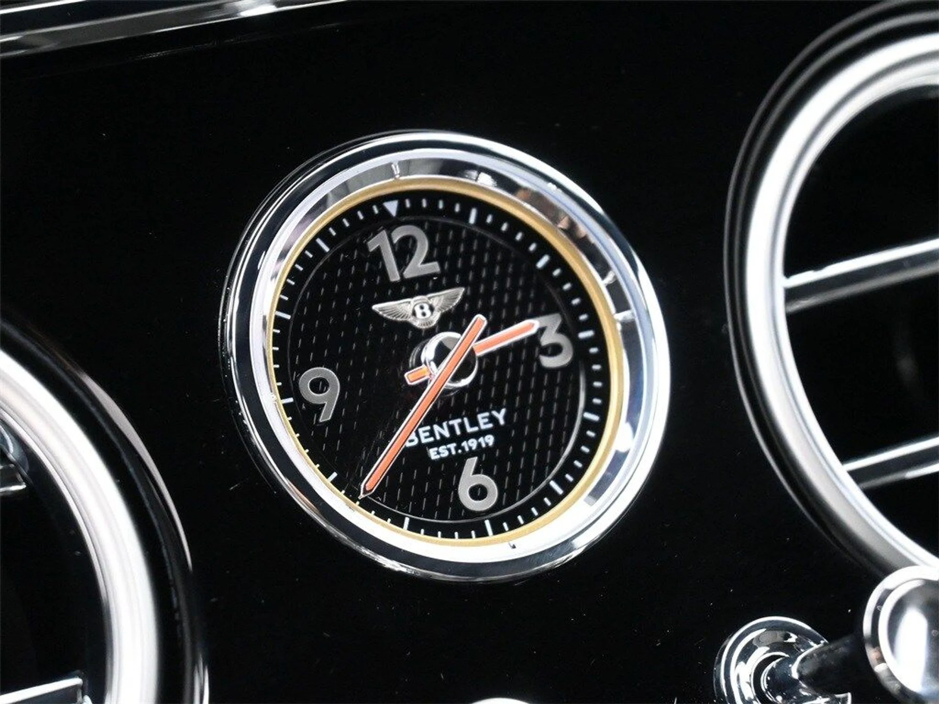 mph021_354595635_190a737d6a2abba4dc0f01ab152d4e7bx_403359e092