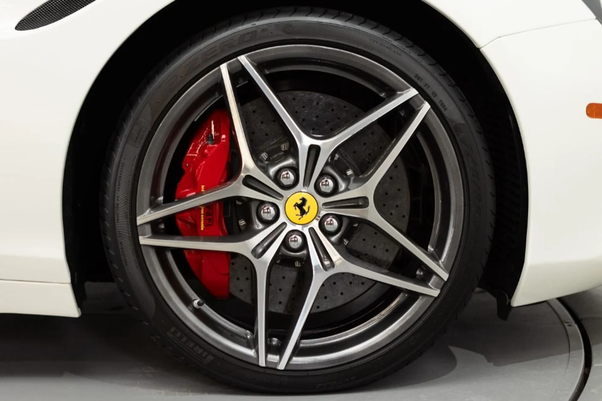 mph021_354761904_Used_2016_Ferrari_California_T_fe710e436c