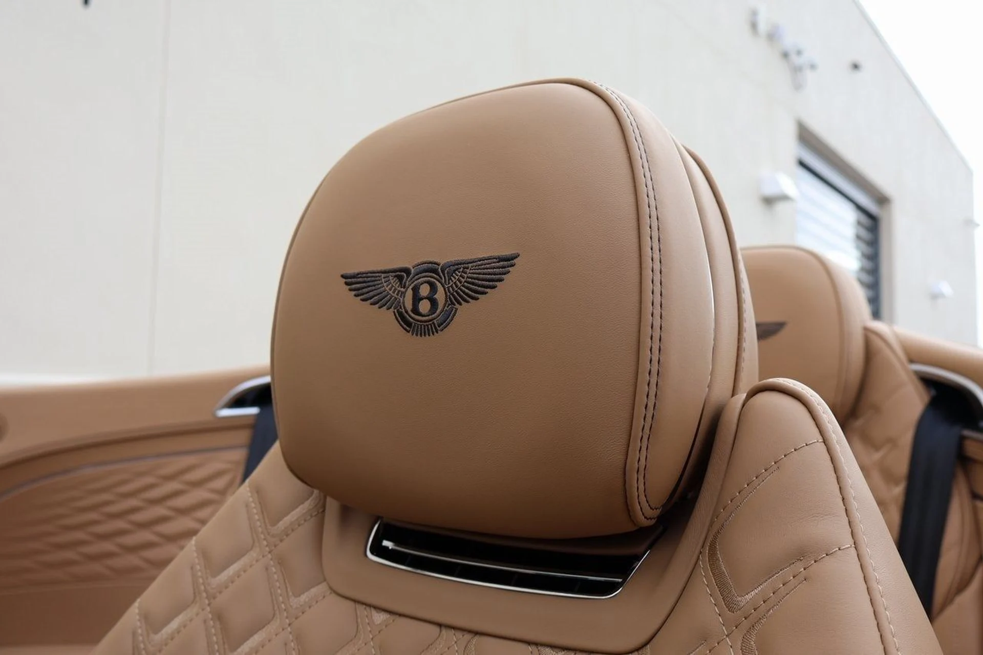 mph021_3548280986_22_ea1870f41a