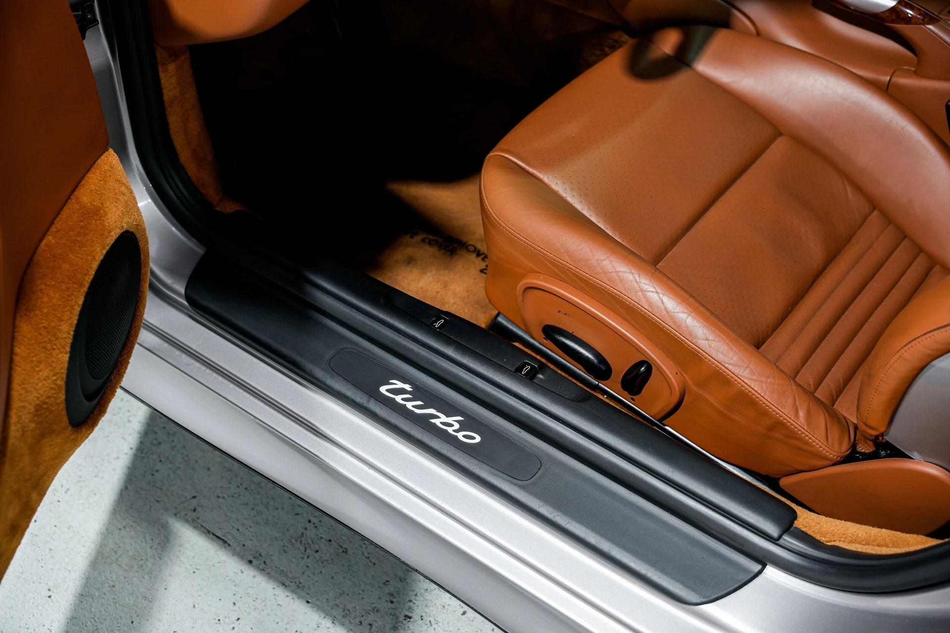 mph021_3550469404_fbf57fa7e7301e092c223b98b90abc0ex_80811301f2