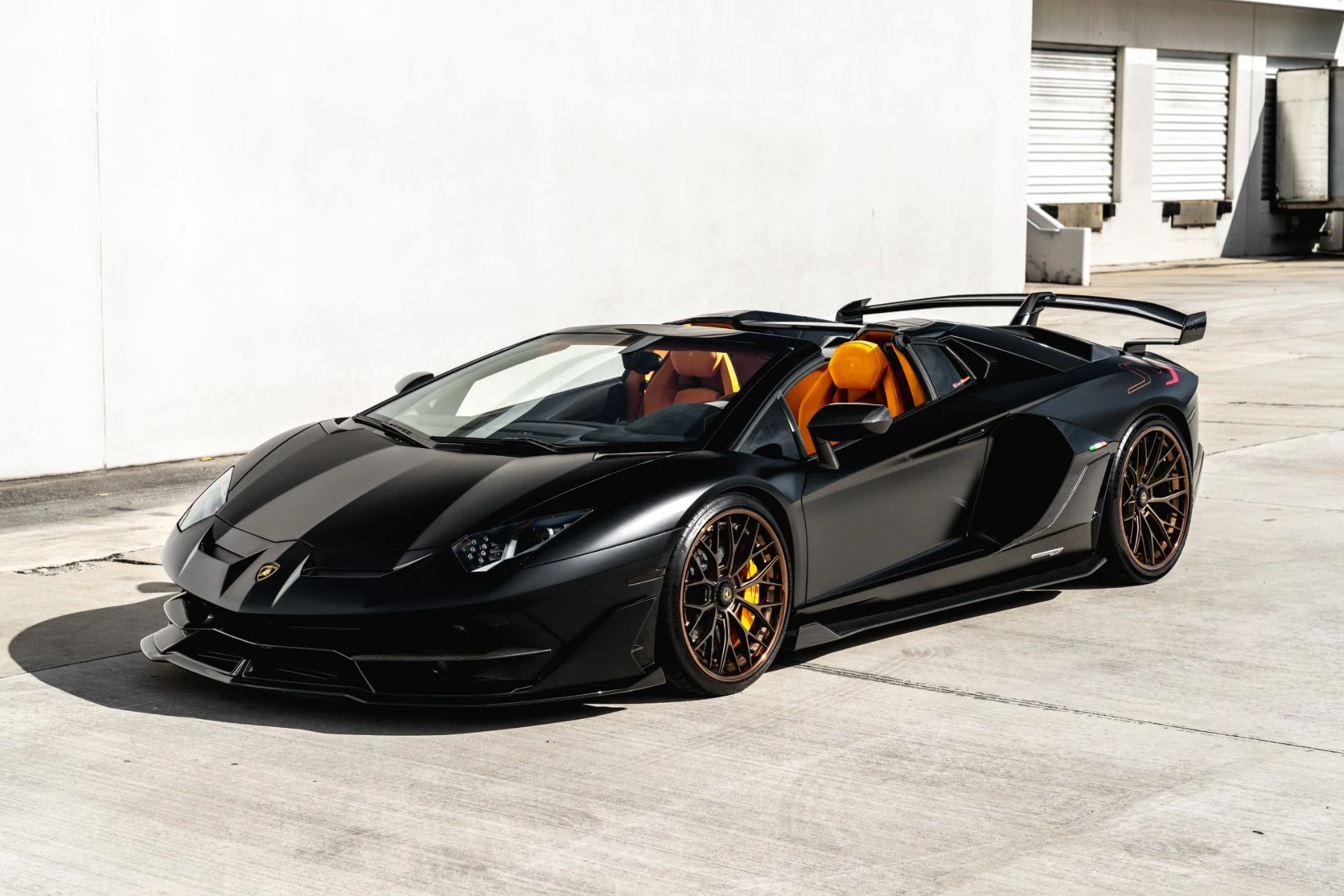 mph021_3552838255_Used_2020_Lamborghini_Aventador_SVJ_w_Hermes_Orange_Factory_Interior_Over_110_K_in_Options80_K_in_Mods_1672876014_b1ebb8e5c7