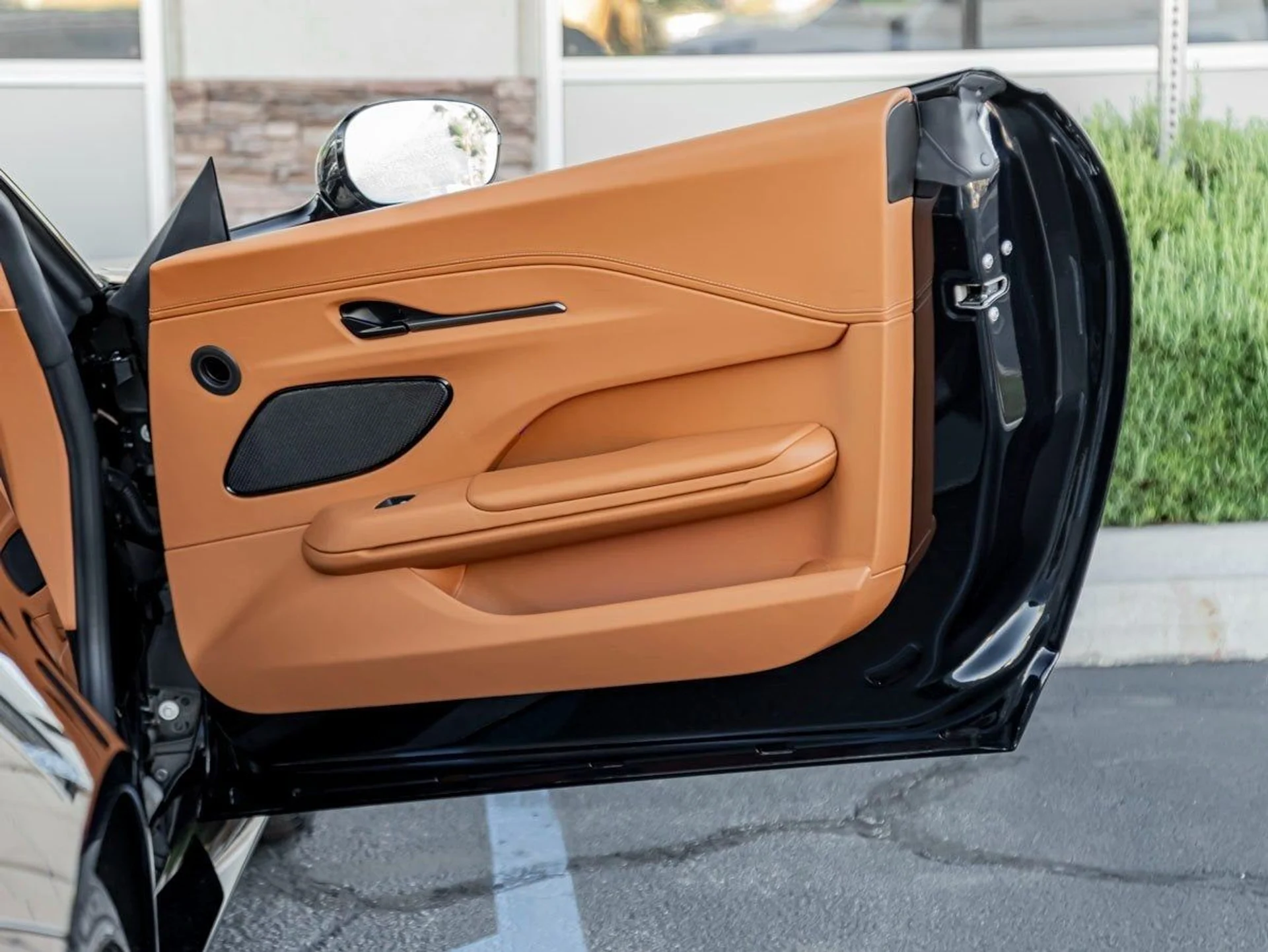 mph021_3554654344_22_5c6dee5789