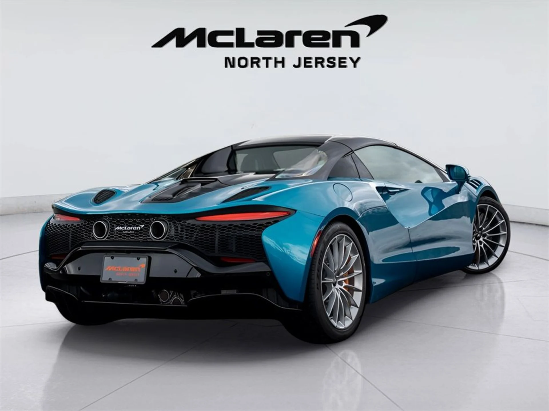 mph021_3557458168_image_22_82589c1124