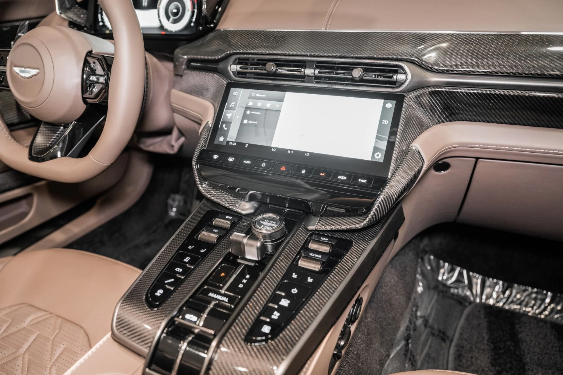 mph021_3557717285_New_2026_Aston_Martin_Vanquish_Volante_1783526001_8e866aab78