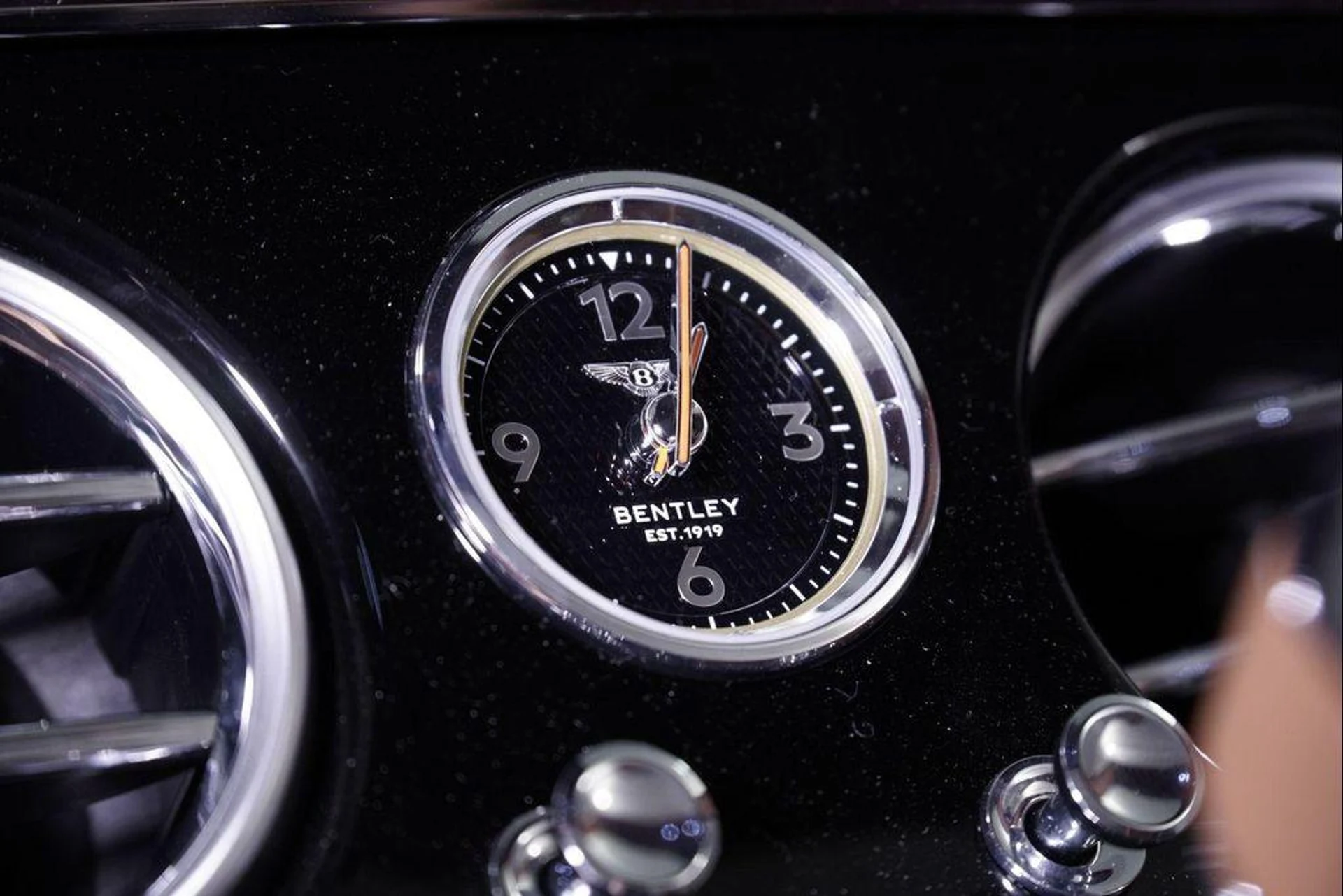 mph021_356352185_Io_Sm_Uew9yl_PR_8_Ckr_MUT_Ah_Uxfolk_e79243a740