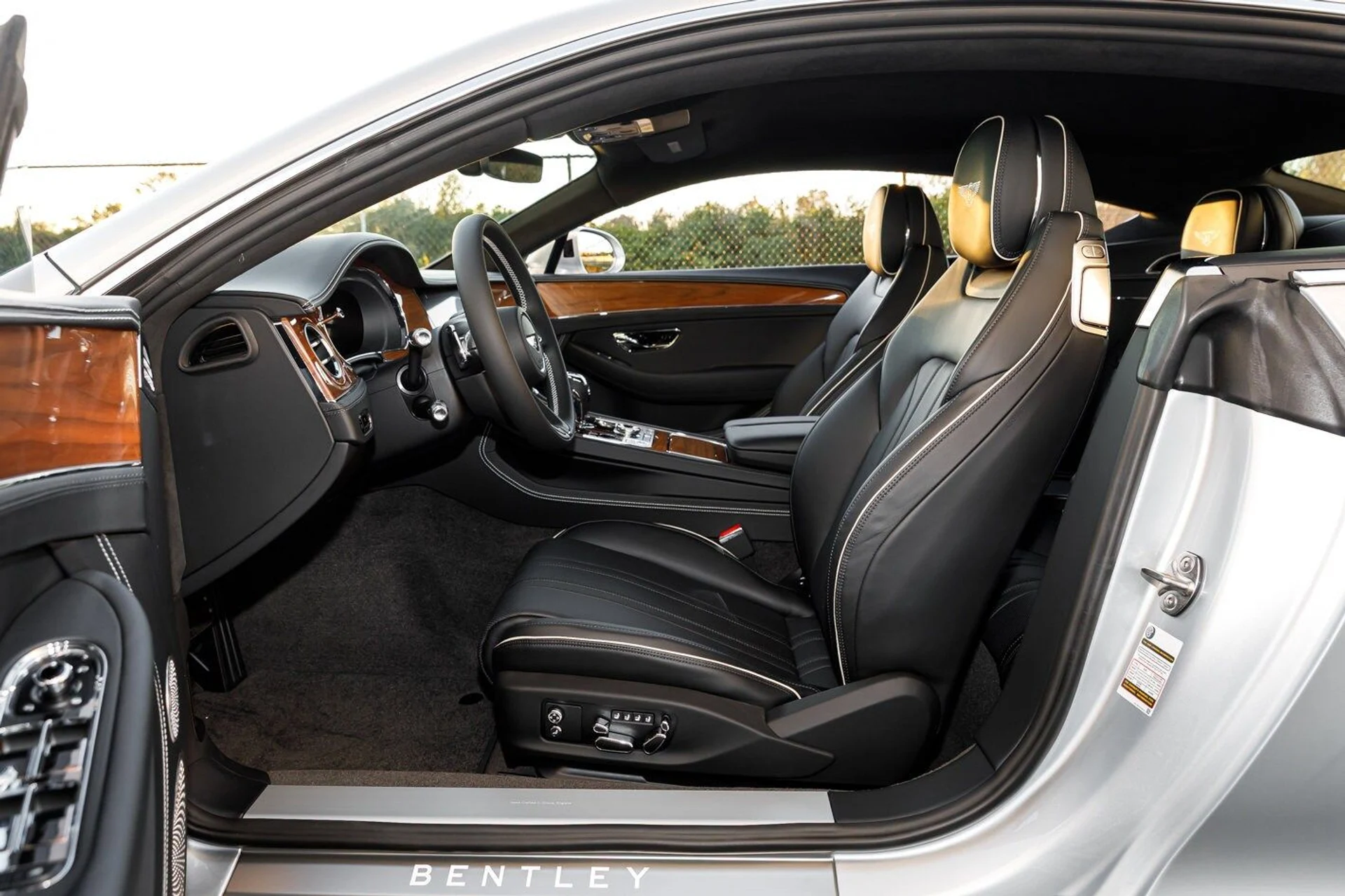 mph021_3566607962_c627760eba0241941398fcd9405f87c4x_8404e5d965