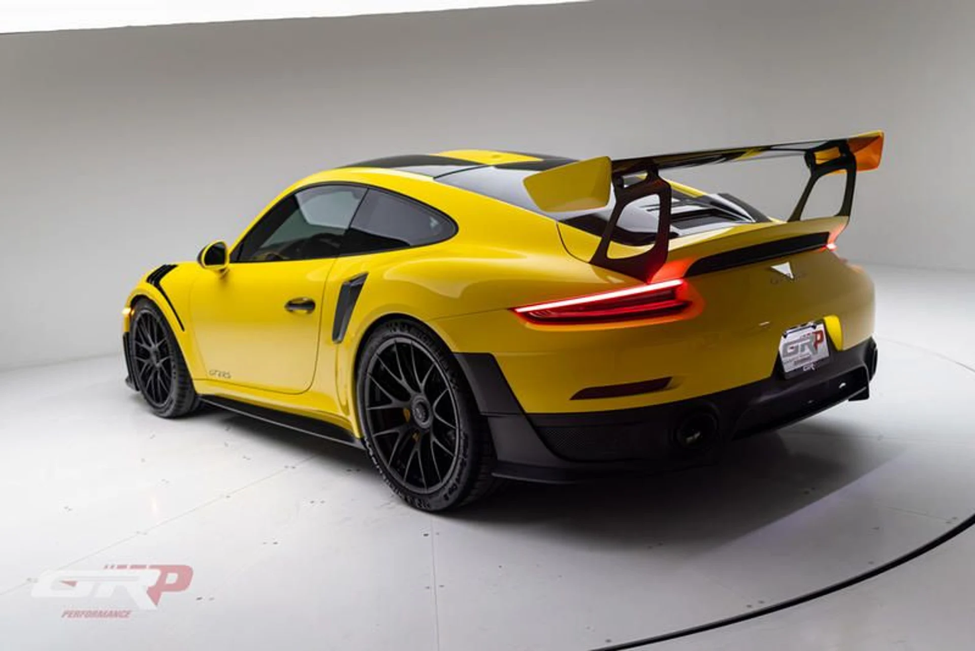 mph021_3568389956_55_E5689_C_3_B16_41_EA_AFAC_02_F89_E8_D9681_1cb9048fb1