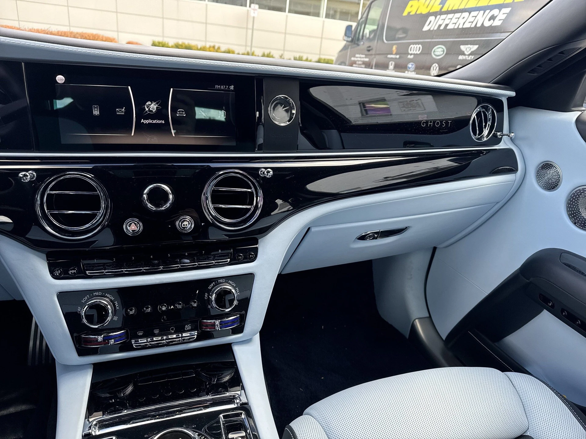 mph021_3569218326_9d4a71f040a30660fc4aea9ff8c0c0a4x_50999690f7