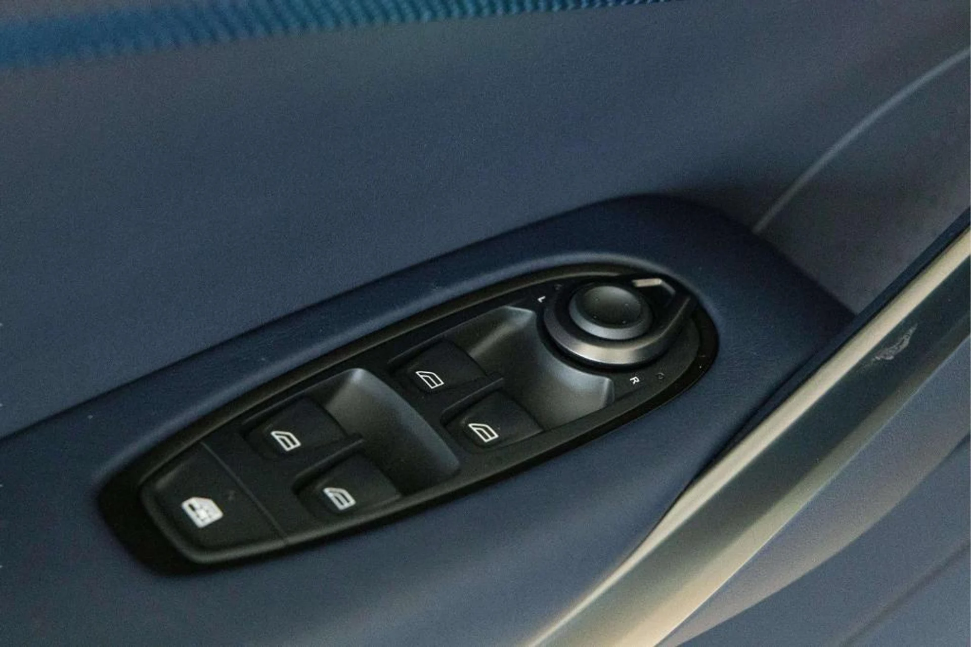 mph021_3588774369_KJ_Gg_SHD_0o2_Cjma_Wdb6_Psuu_CTHE_4_24e9062beb