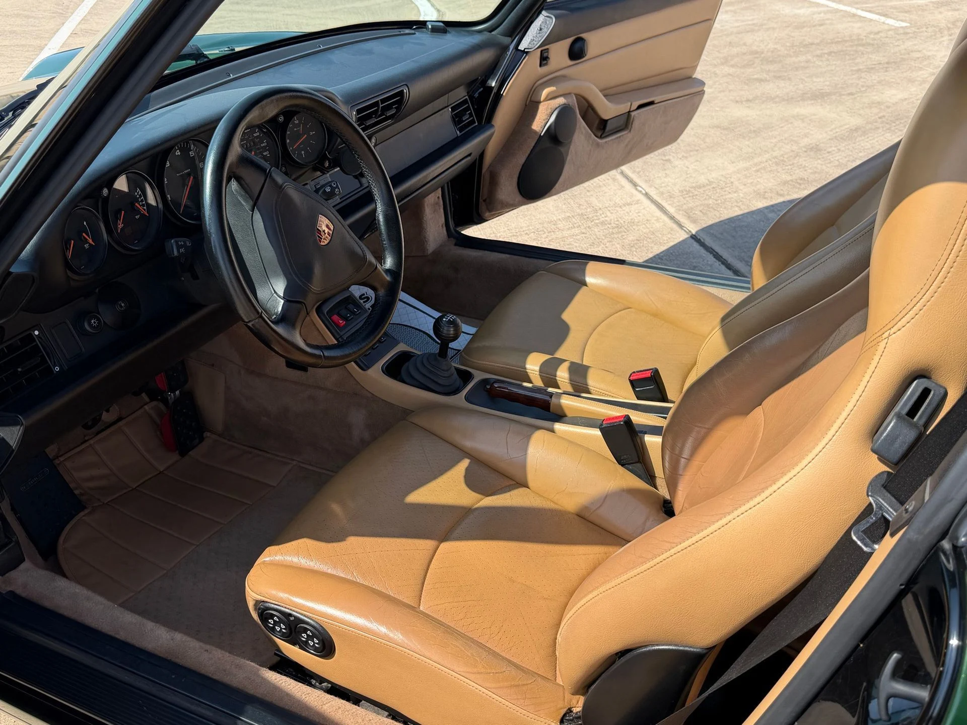 mph021_3593979145_3a338deacda677adbce78c13cf06c065x_9e522475f9