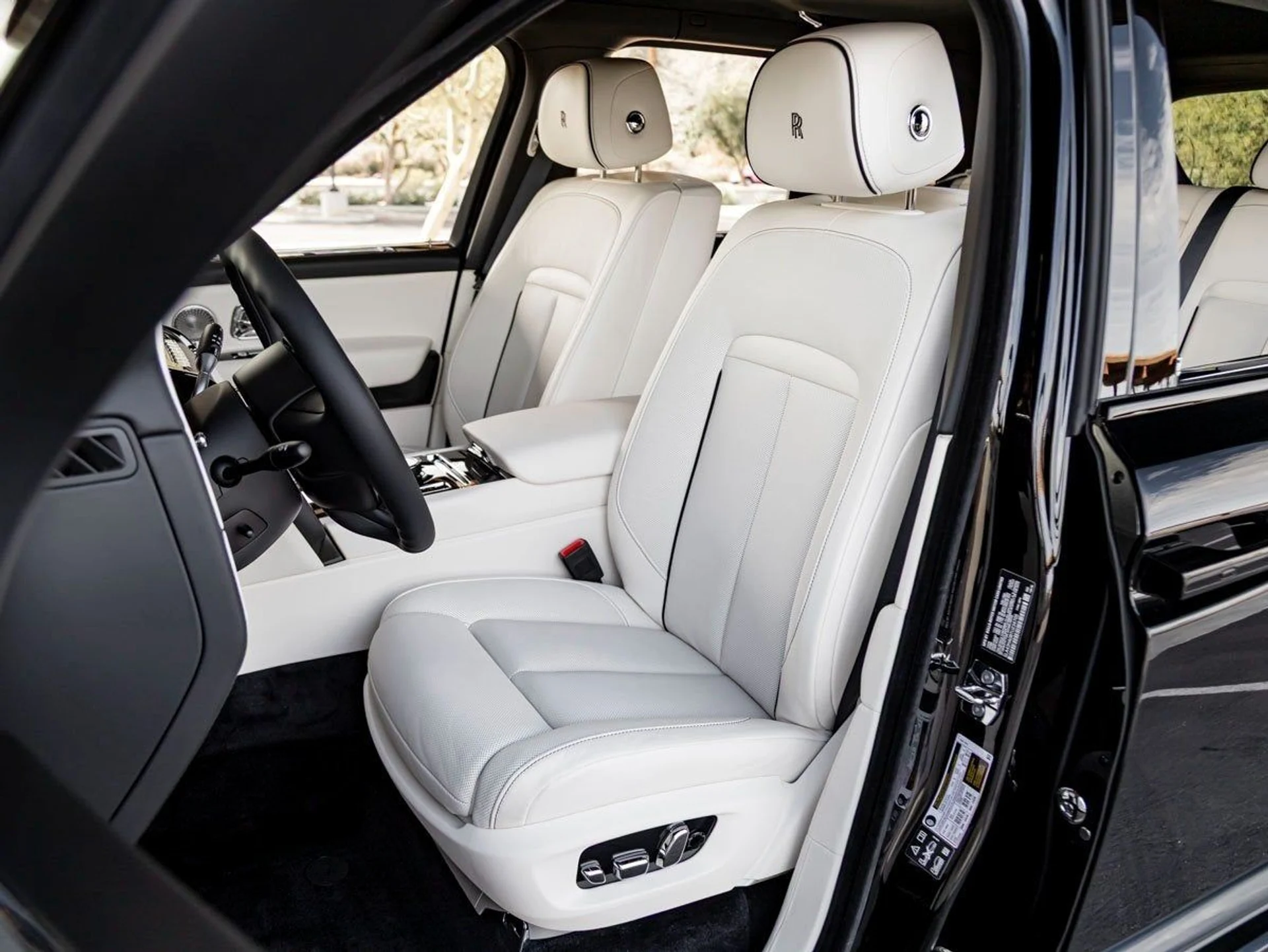 mph021_3597176984_22_aef3915785