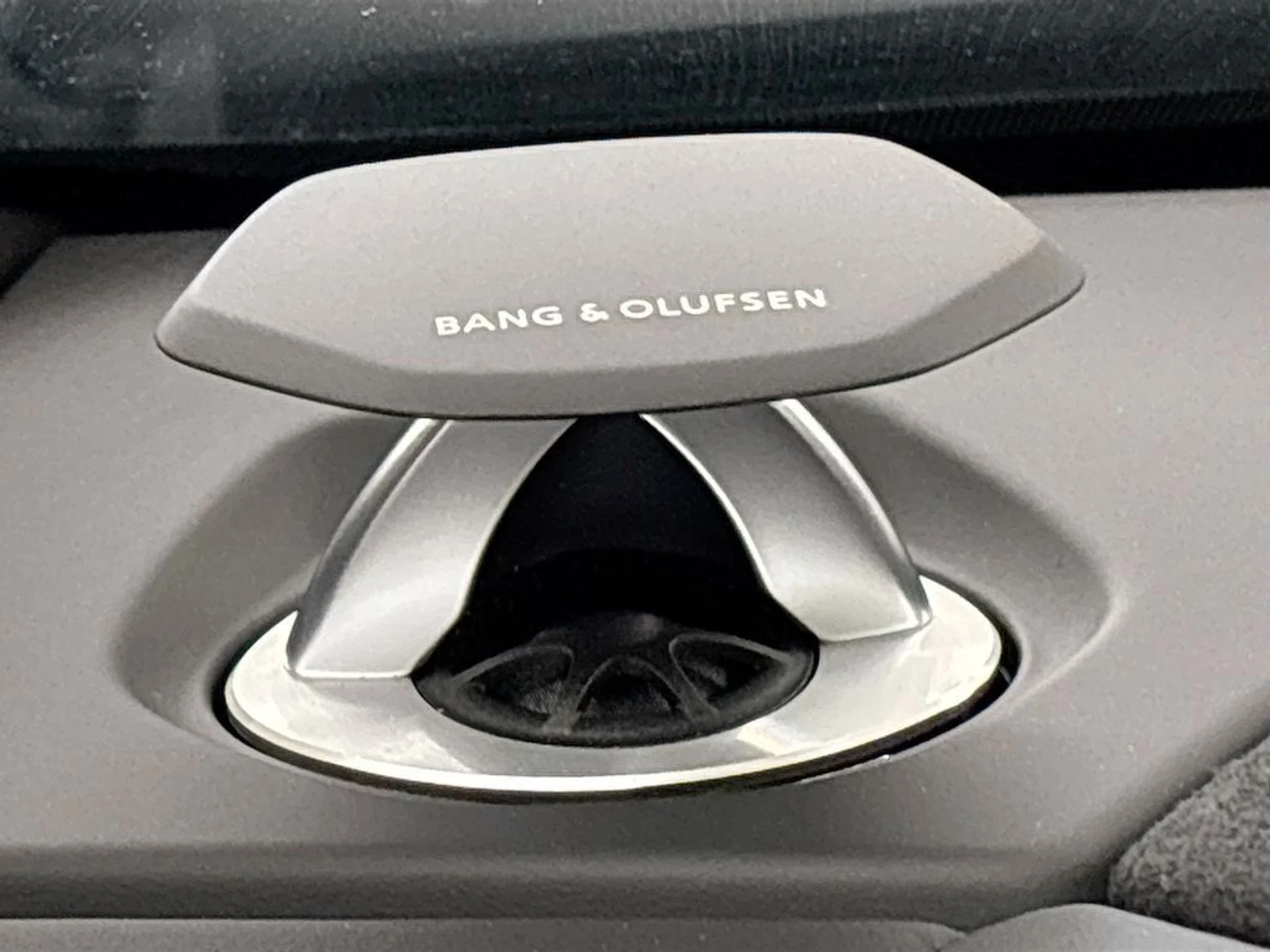 mph021_3603812633_301a9451b1801c00beeff0efda010f53_ae17d19039