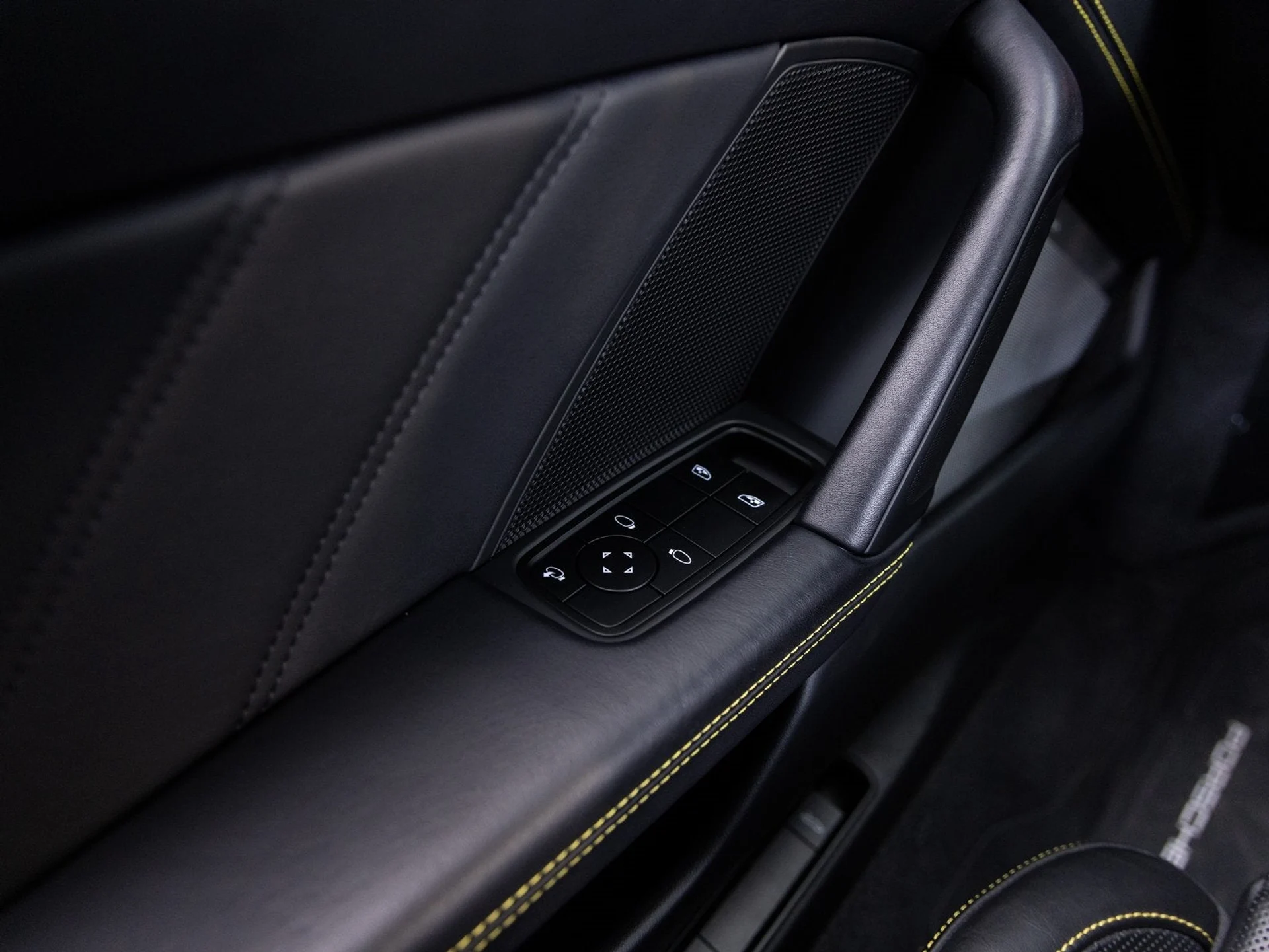 mph021_3604570964_22_97327ac6d2