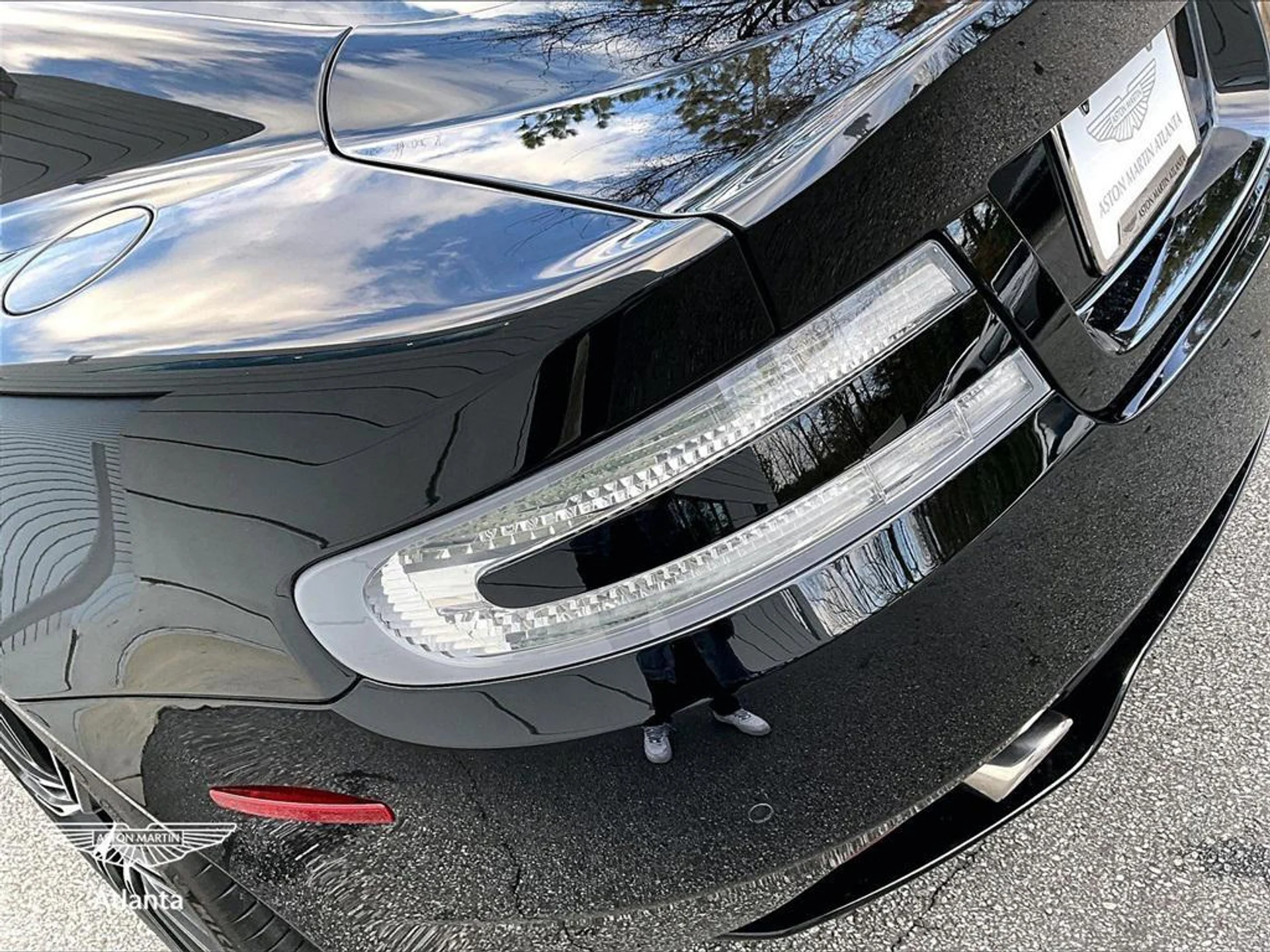 mph021_3610403252_i_YIO_9_C9_Wq_RZ_Oe_I09aog3_B8_Yv_Oy0_250a8ad41c