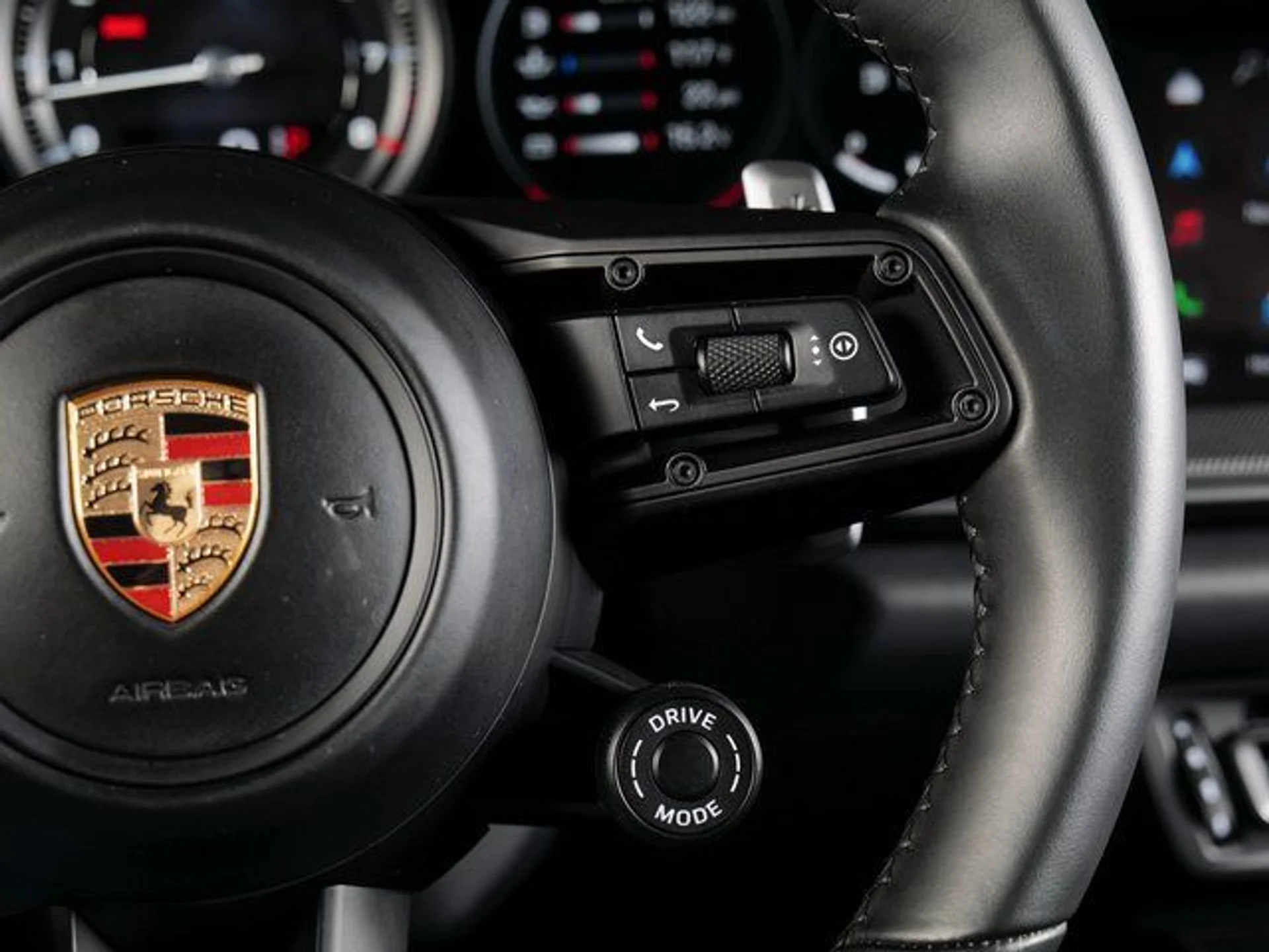 mph021_3611076371_19482934f5a6910b5e02566b58778558_d0874dc3c6