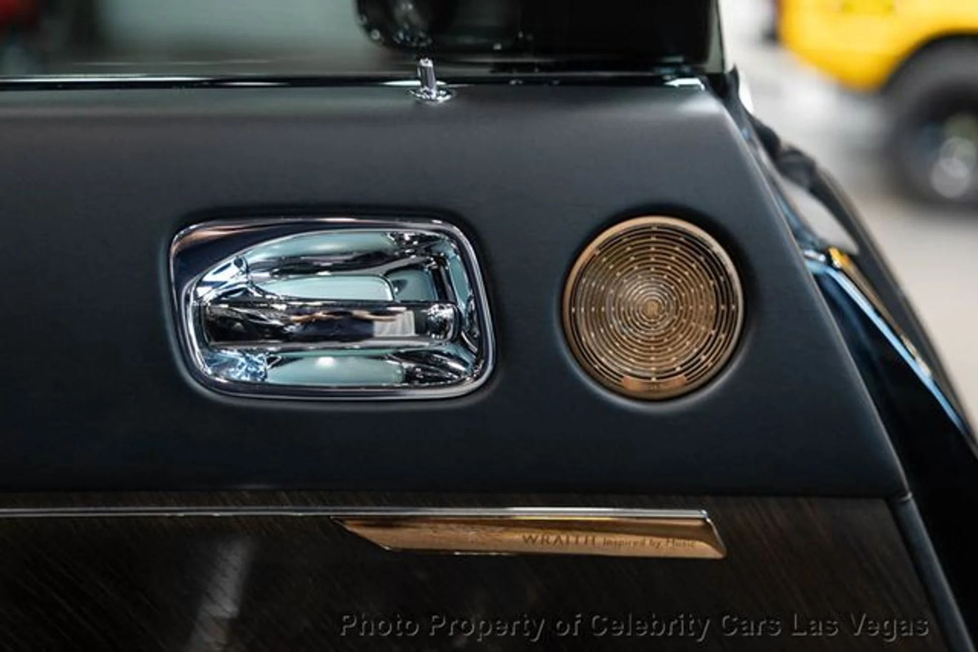 mph021_3618842283_used_2016_rolls_royce_wraith_inspiredbymusiclyricalcopperbespokeaudiostarlighth_9707_23057562_26_640_e02c989631
