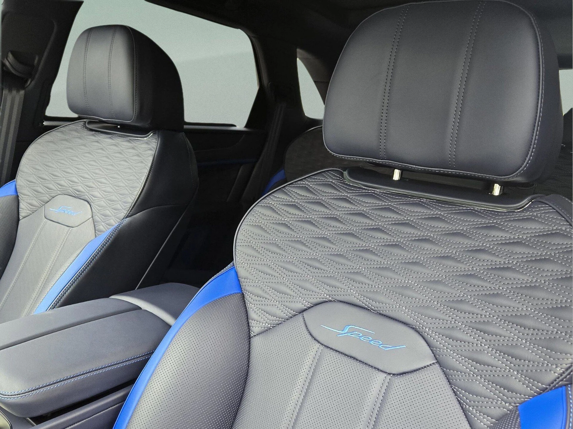 mph021_3621428476_d6e45594b536caa706e84358fcfd1de6x_30fcd1ef90