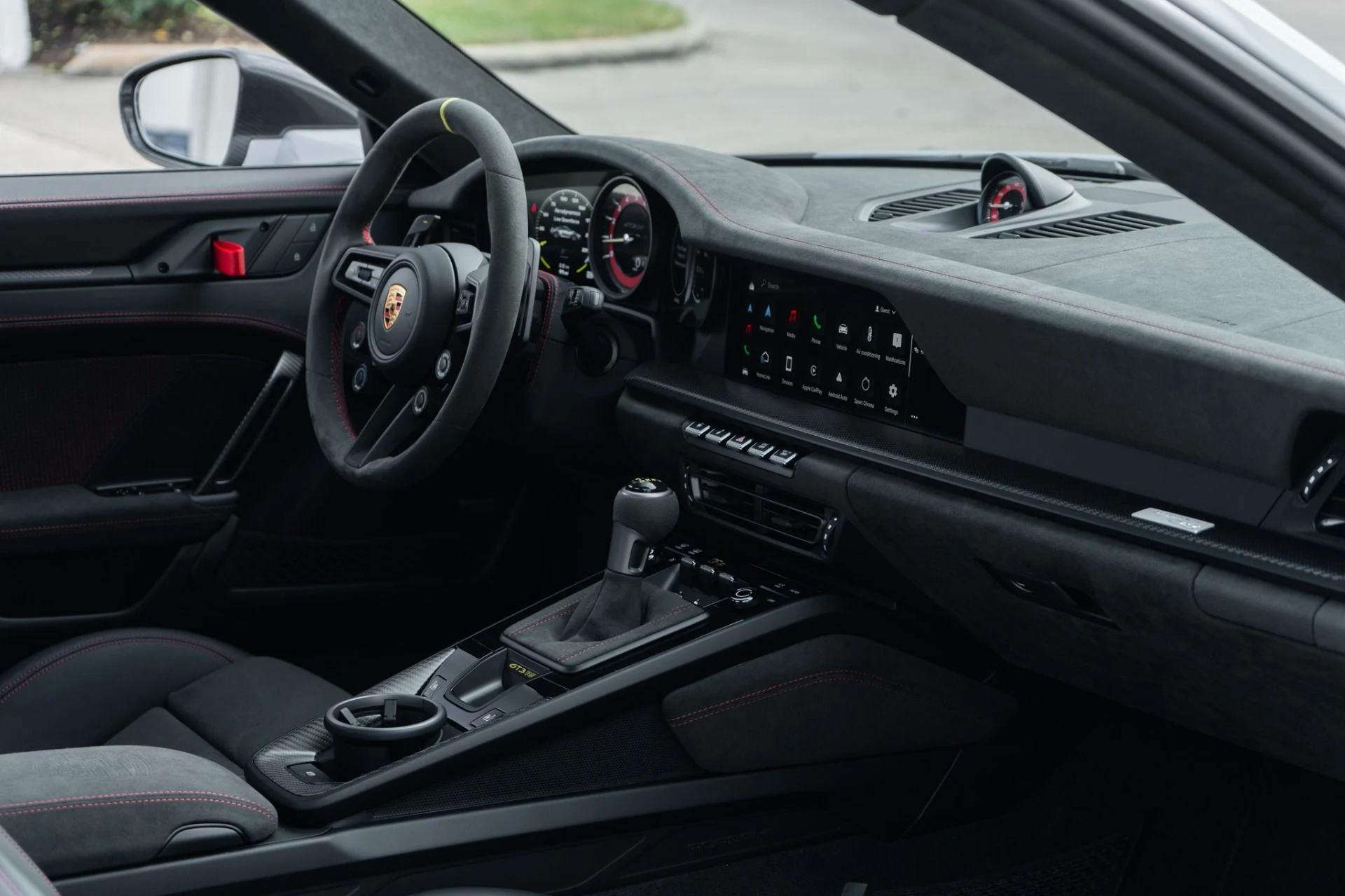 mph021_3624137581_Used_2025_Porsche_911_GT_3_RS_1792181578_b937225e49