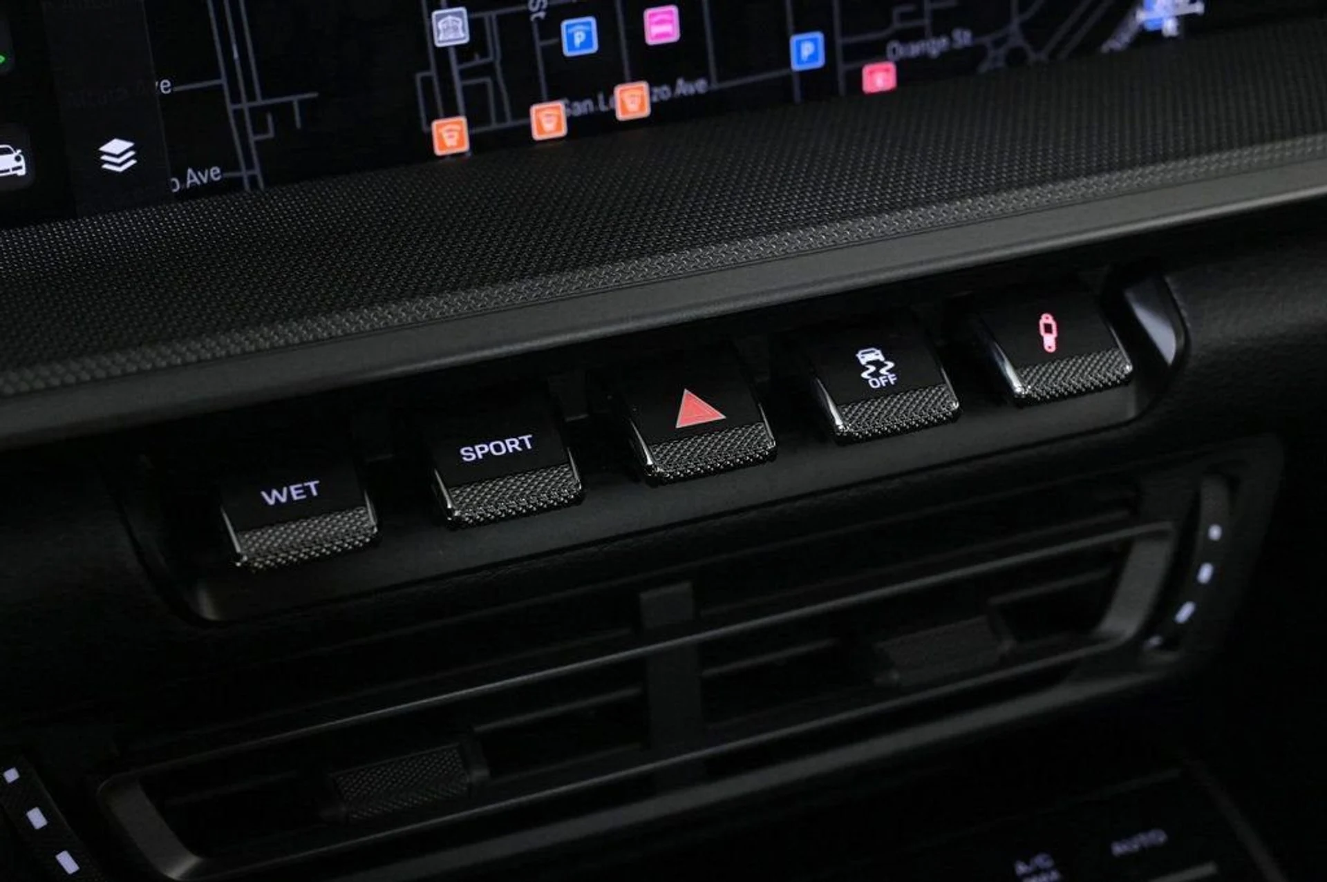 mph021_3633450997_577f1eb559a64233b461a06e43049939_9d251799a1