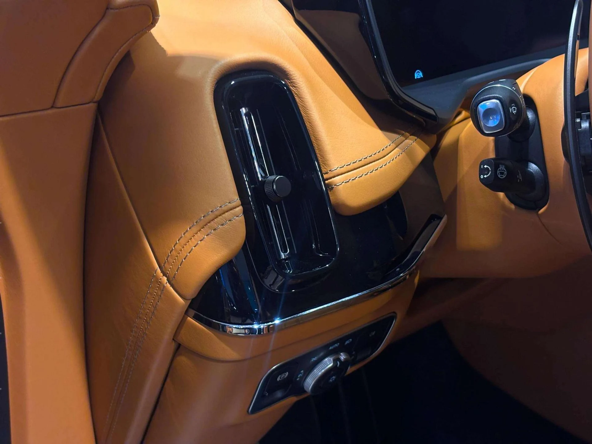 mph021_3634032304_d52cd4d5_7da2_4f3e_9d61_ee660550d6b1_e784486cab