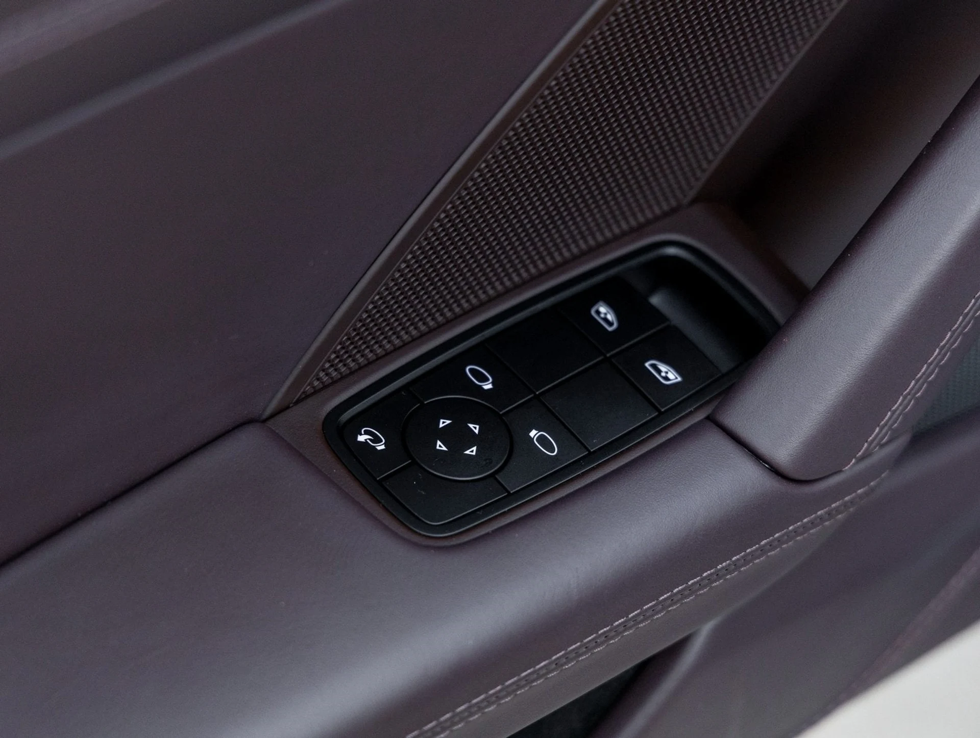 mph021_363696701_22_da280f8c01