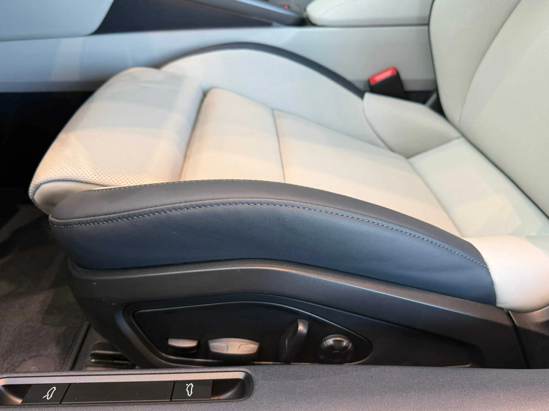 mph021_3637361735_58f943df813a1f04e998ca77aa1d880dx_c462486936