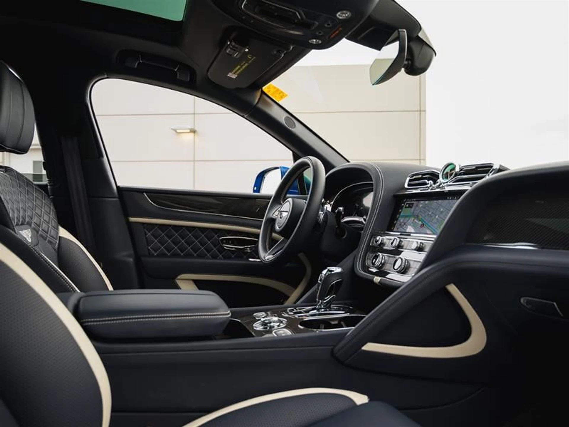 mph021_3638419797_xcpqi4fj_9a8a5f9b1a