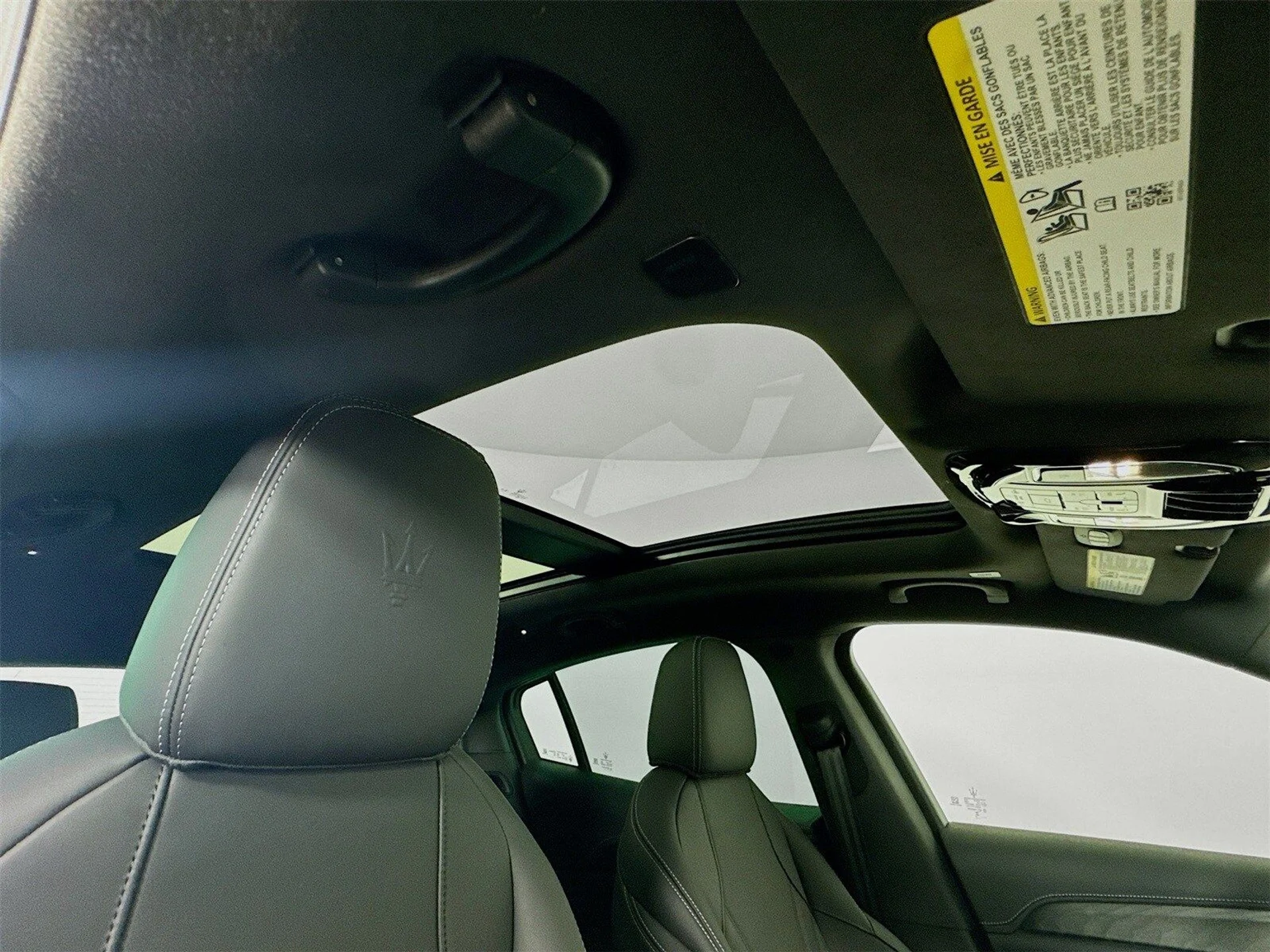 mph021_3640439052_be8d9cbfc5bd47341e9271819bde0c25x_796953a4e5