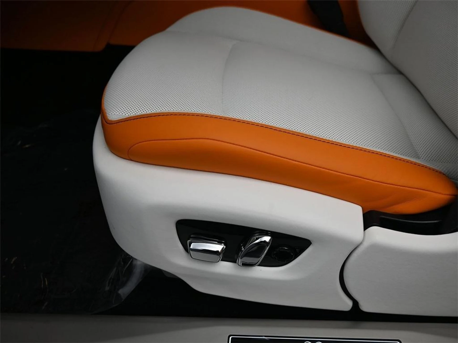 mph021_3646169872_tq_J8c_N7_Sz_OE_4_RG_4h_Czqm_Aof_JG_3_U_6816972825