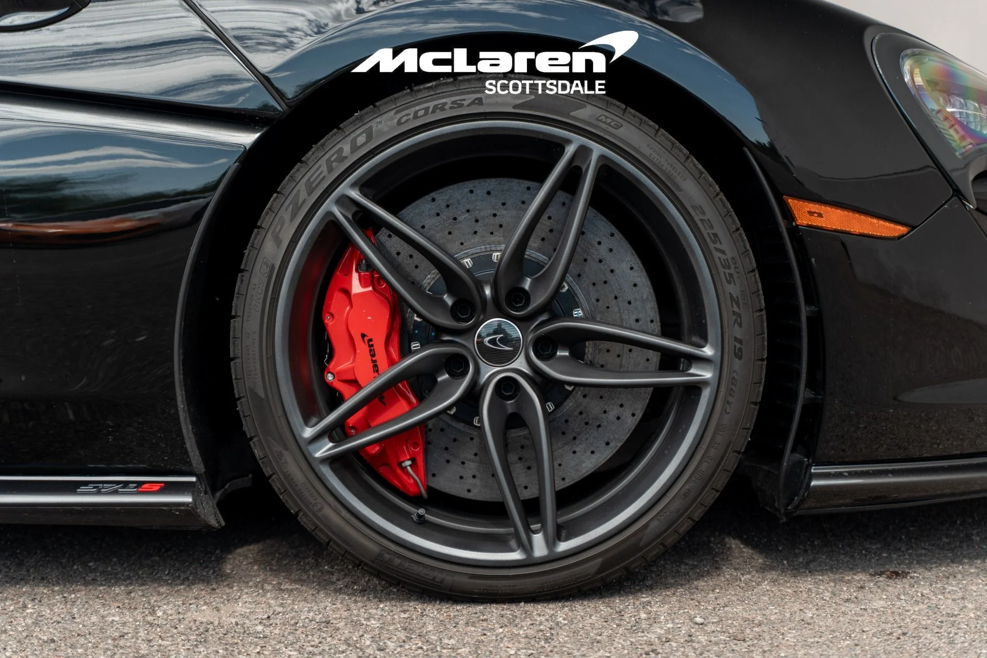 mph021_3654445847_Used_2016_MCLAREN_570_S_1756698807_cc11e534e2