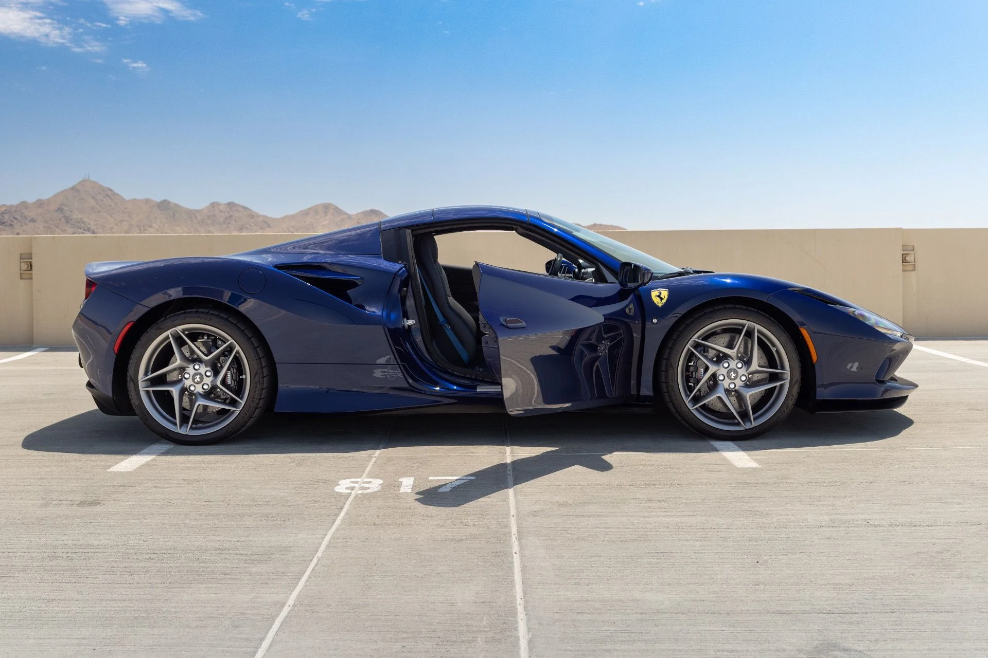 mph021_36545748_Used_2022_Ferrari_F8_Spider_1778623083_7207223108