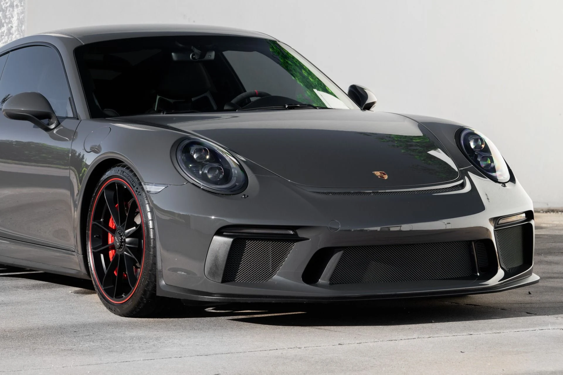 mph021_3655764101_Used_2018_Porsche_911_GT_3_1755272632_e510ec887f