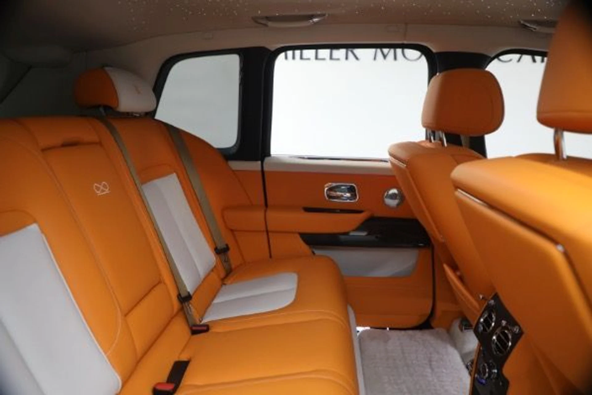 mph021_3659823692_Used_2023_Rolls_Royce_Black_Badge_Cullinan_dd03807a83