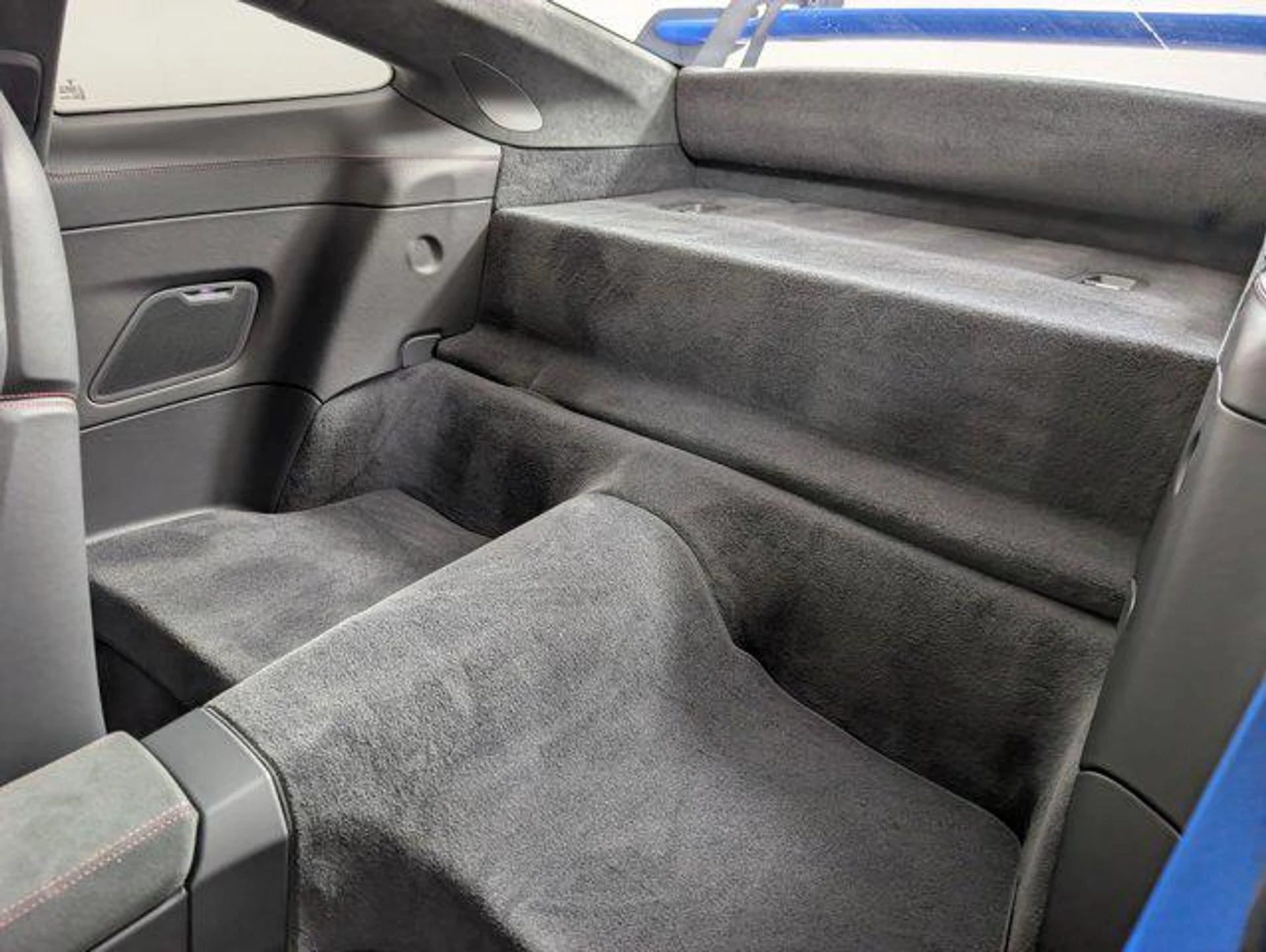 mph021_366021773_b_Ss_U_Il91_K_7pw_Qdpm_I8opv4_S5_HI_7b25214d8b