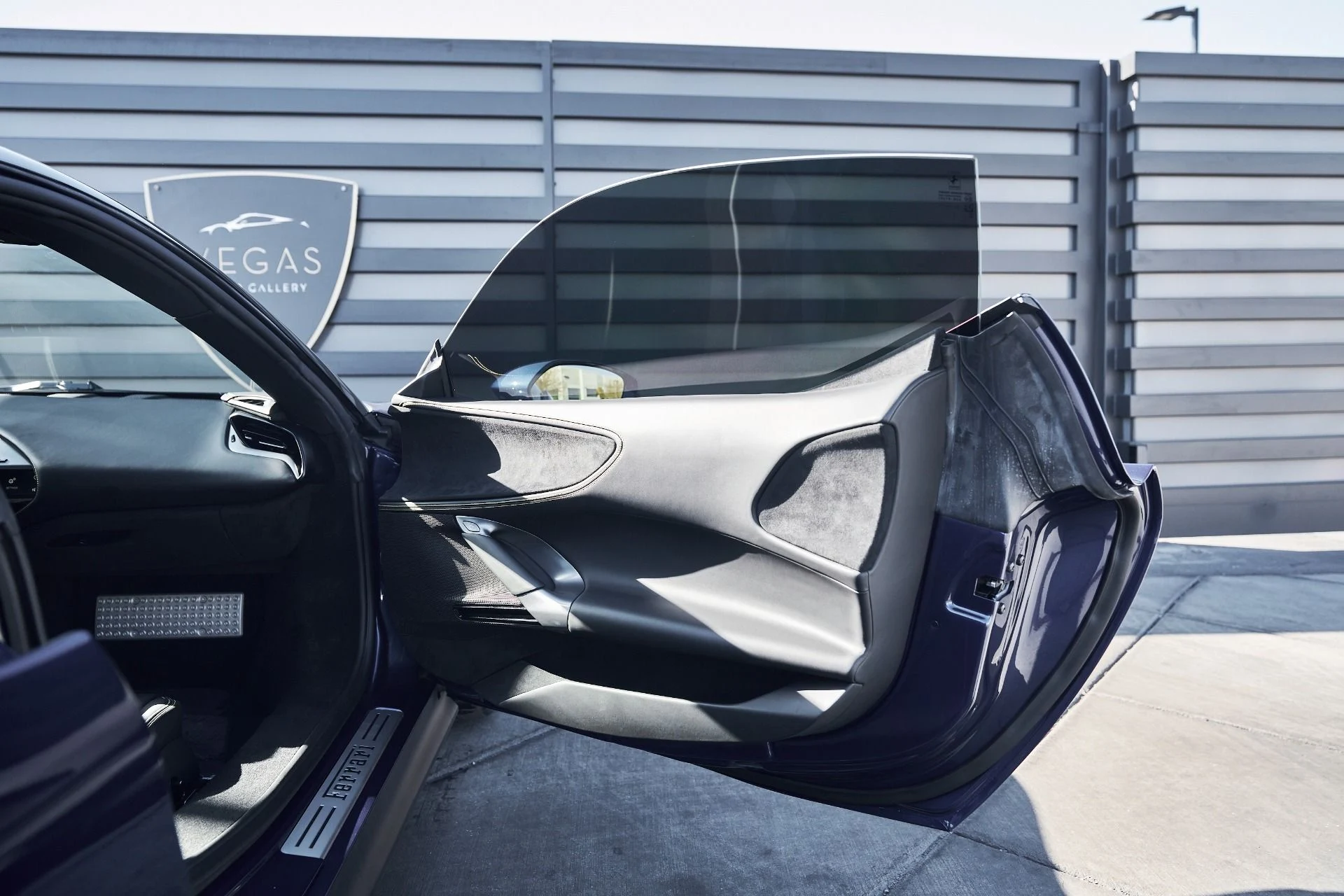 mph021_3663407548_Used_2023_Ferrari_SF_90_Stradale_1769909117_f00033b61e