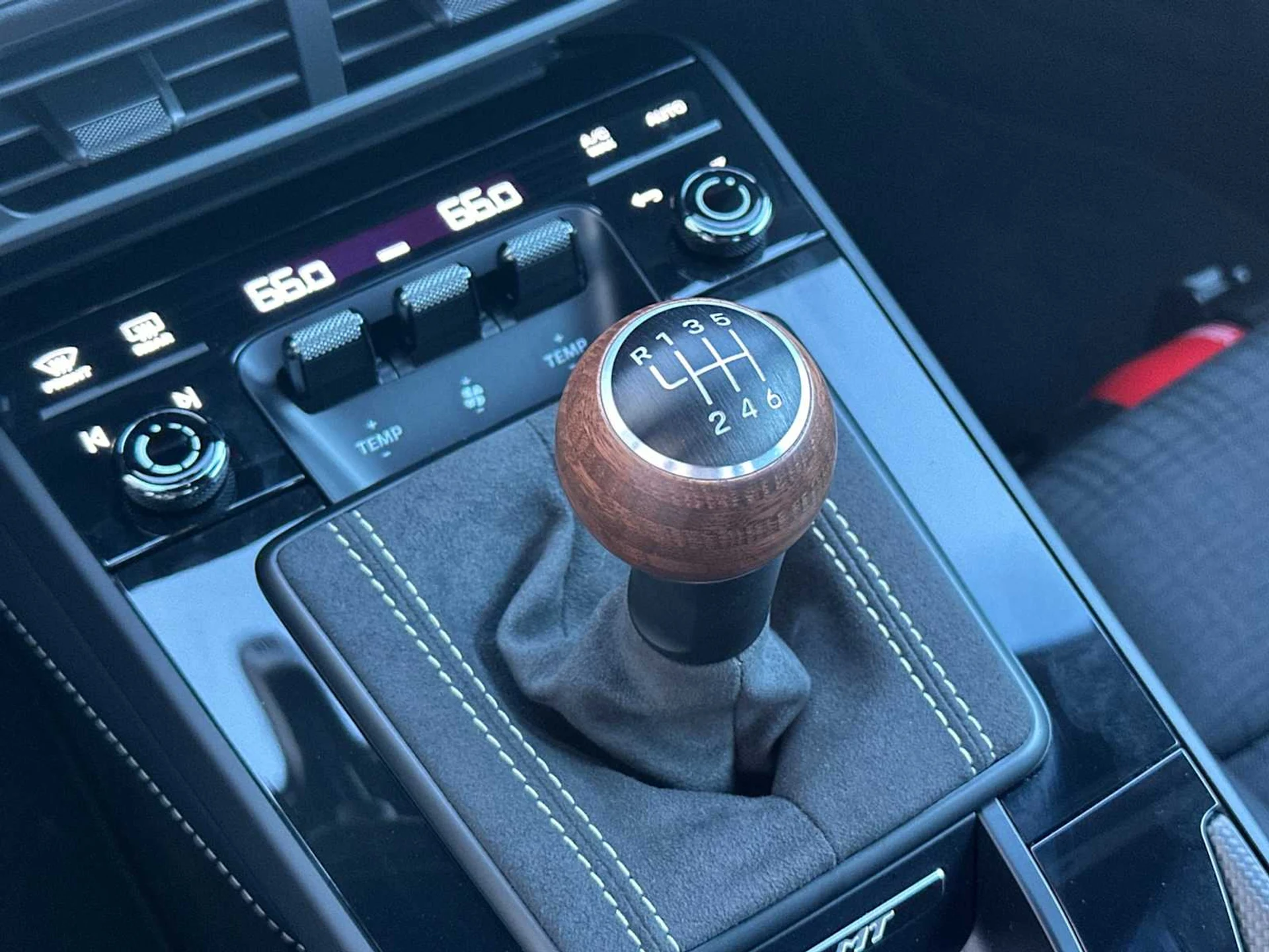 mph021_3665889987_265b45222eca40571ef8cecee61b7338x_b53edbfac7