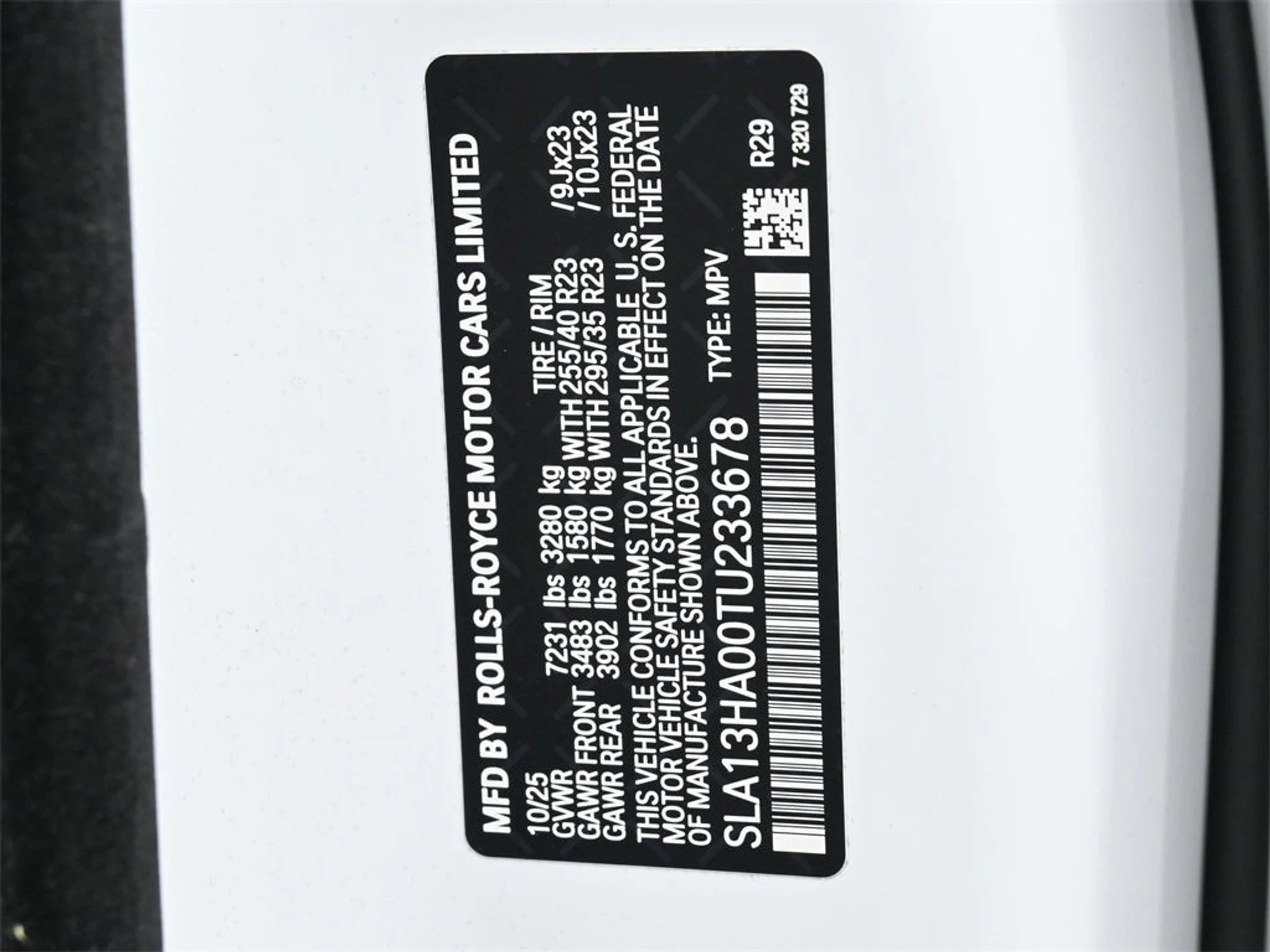 mph021_3674994193_711044bcb5f8640a14091354d7855588x_aff9543083