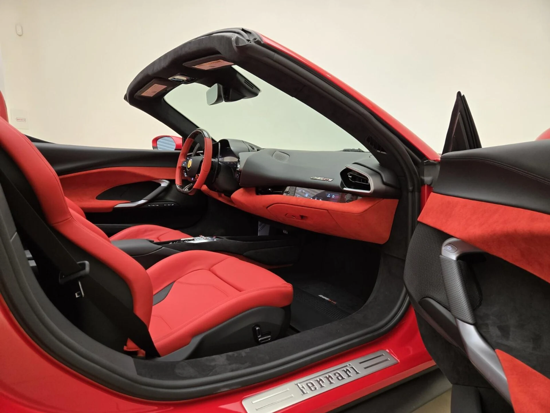 mph021_3678840375_Used_2024_Ferrari_296_GTS_1753251944_005450b0b8