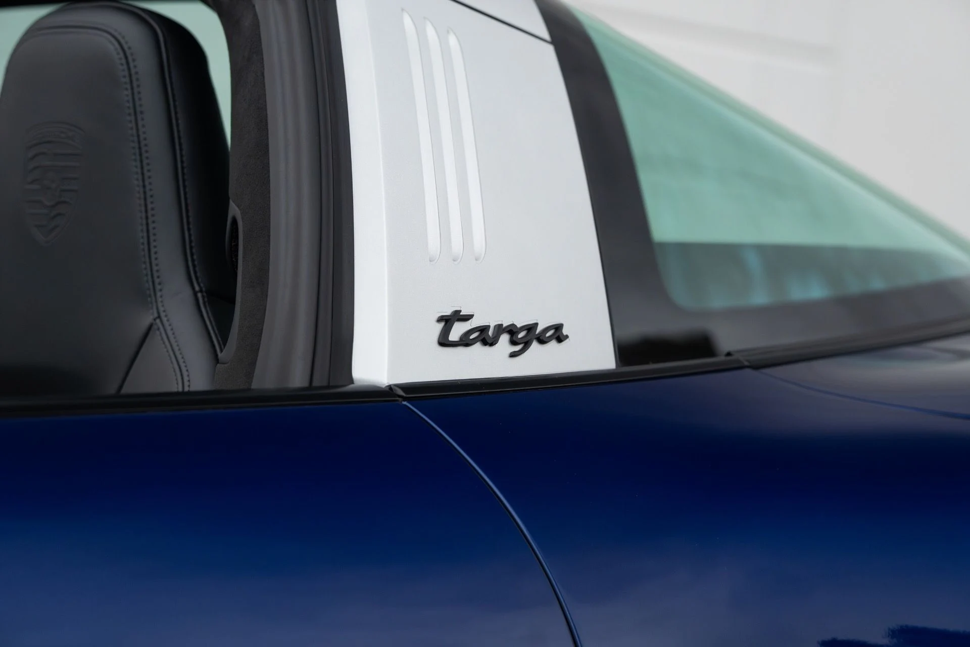 mph021_3687012750_Used_2025_Porsche_911_Targa_4_GTS_1769107430_b104e512be