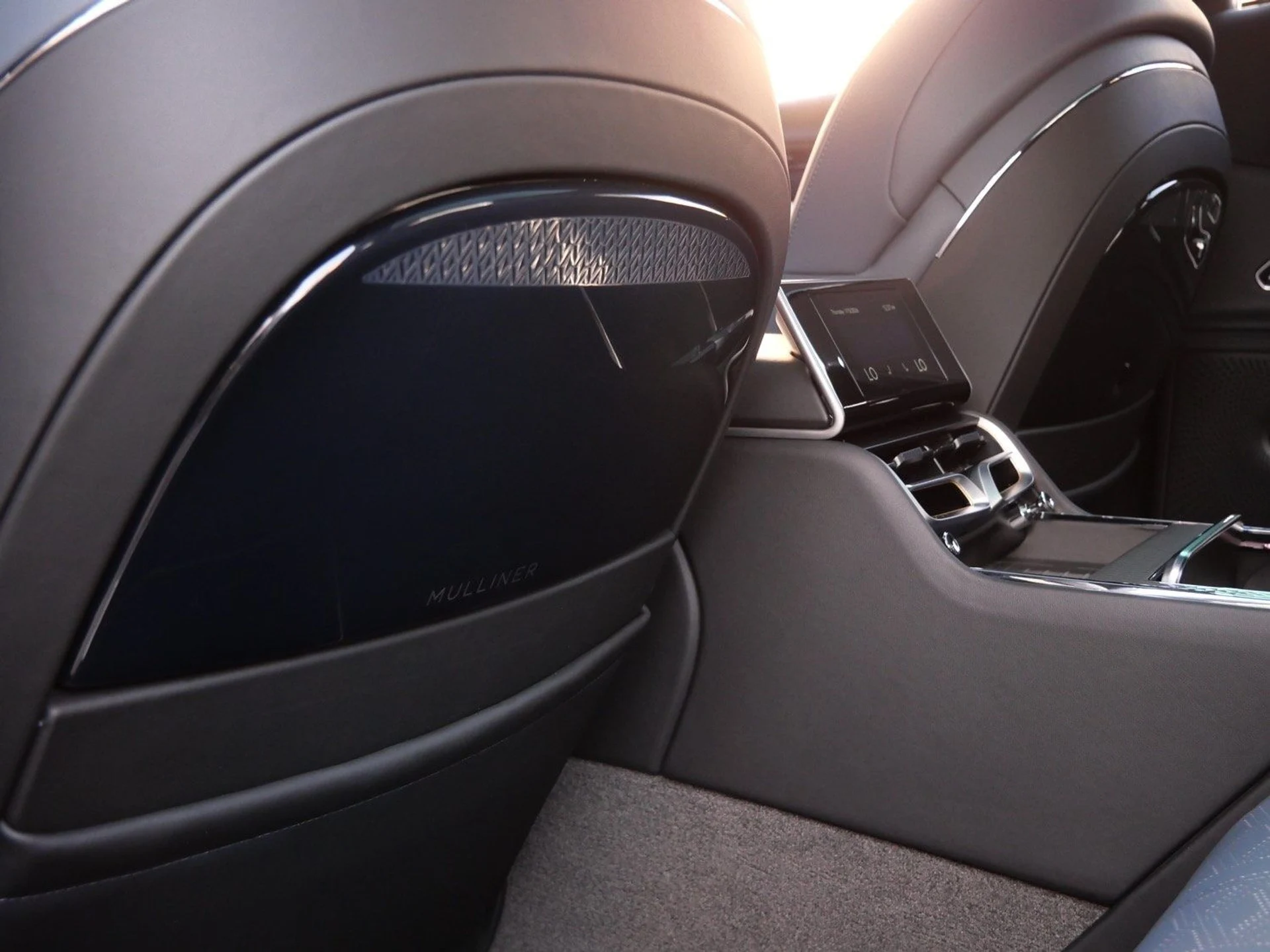 mph021_3694181512_27e23228c7621c9ee083ba26d20eb68dx_7ecae58731