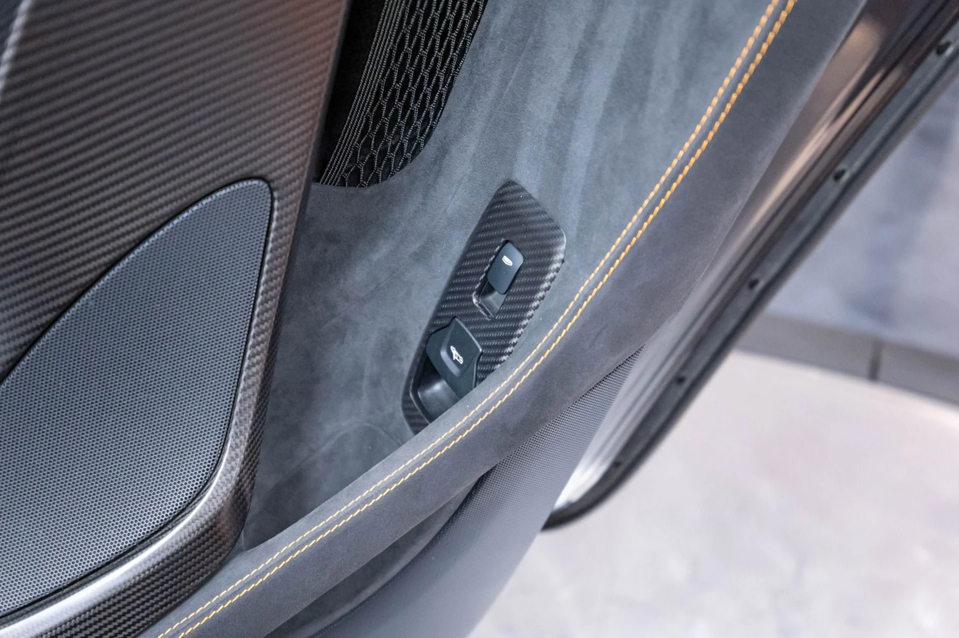 mph021_3694895472_Used_2019_Mc_Laren_600_LT_1787778604_a47d87c287