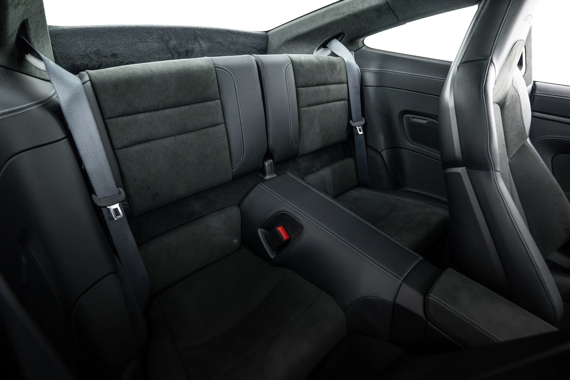 mph021_3701598823_cd74a1f141b97a6f44f9dbe270c98599_5bc8d09372