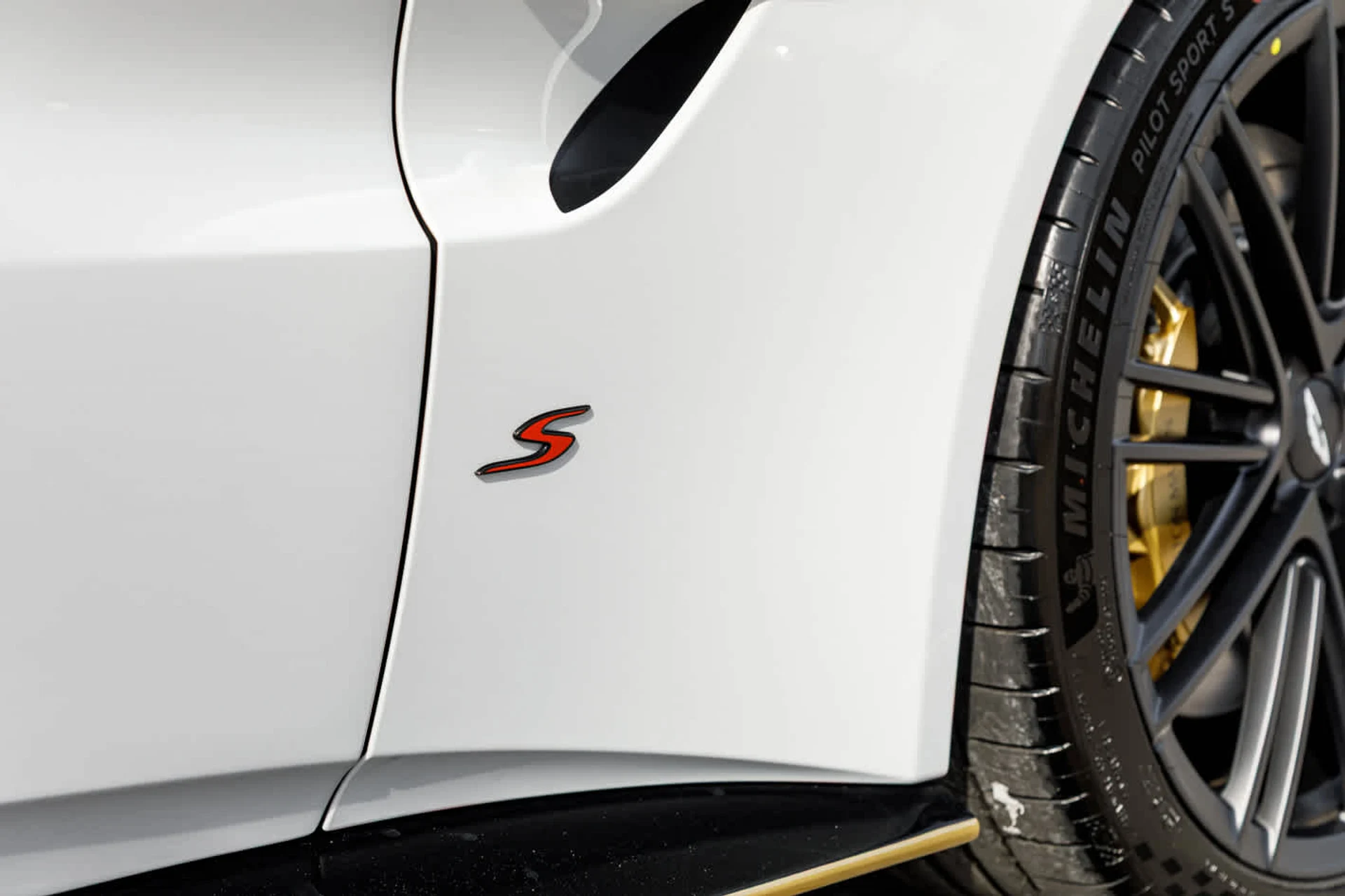 mph021_3710871871_22_21d2391612