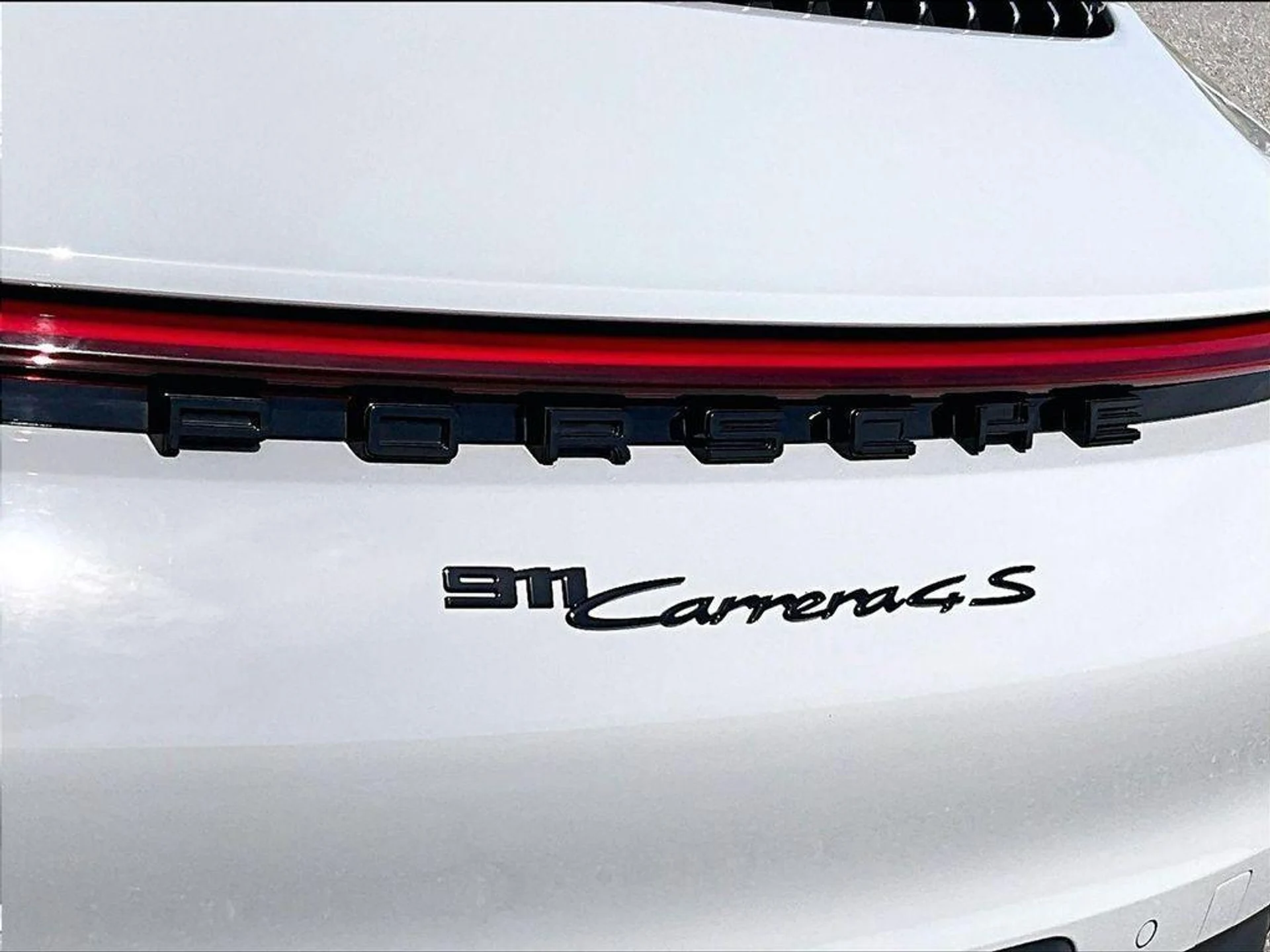 mph021_3713150617_URN_Ms_Sk_rj_Ywvi_Gx_W_y_G_Ut8_Z_Ss_440da7d629