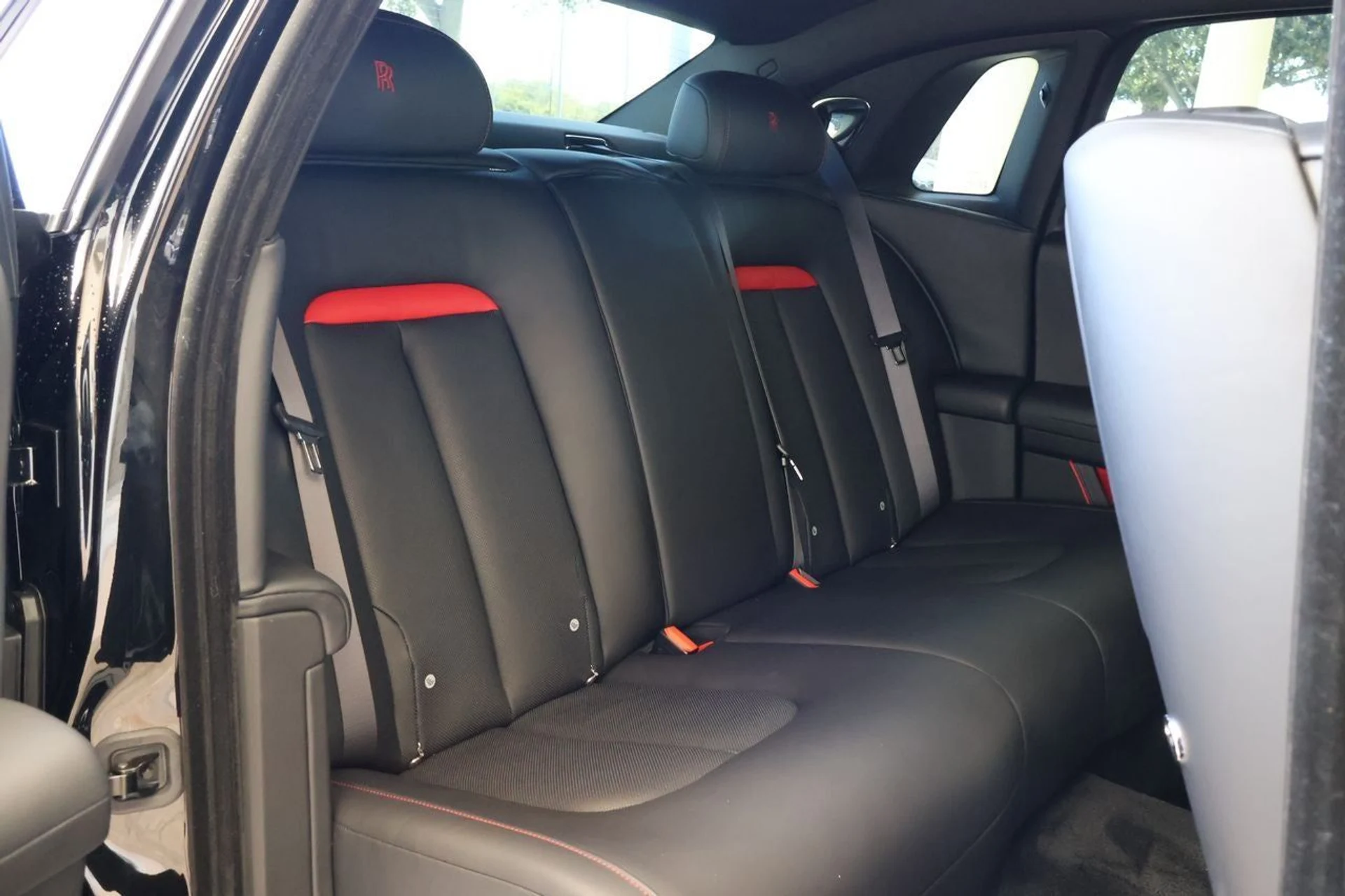 mph021_3718750096_22_84f9457377