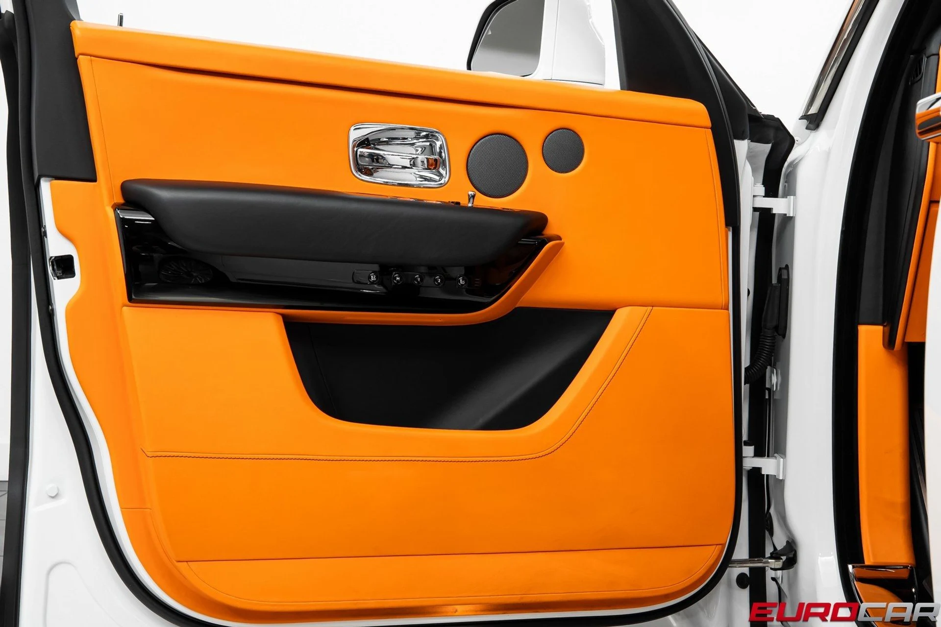 mph021_3719952699_image_22_c89a2de55a