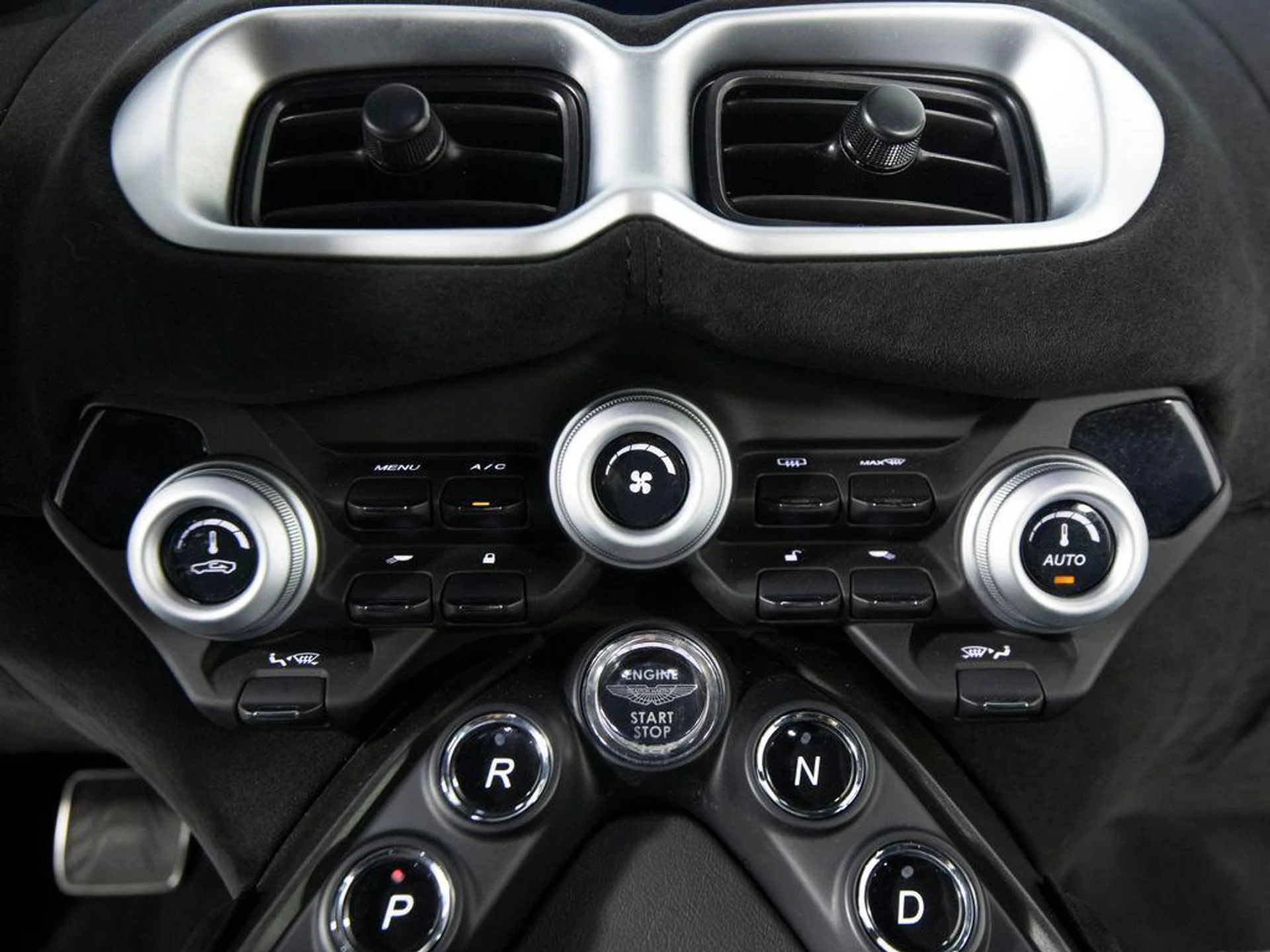 mph021_3720316379_0y6e4ncy_LJ_Gk_Rs_Gf6_GNY_Fn3vy_g_4dc3ebd7e4