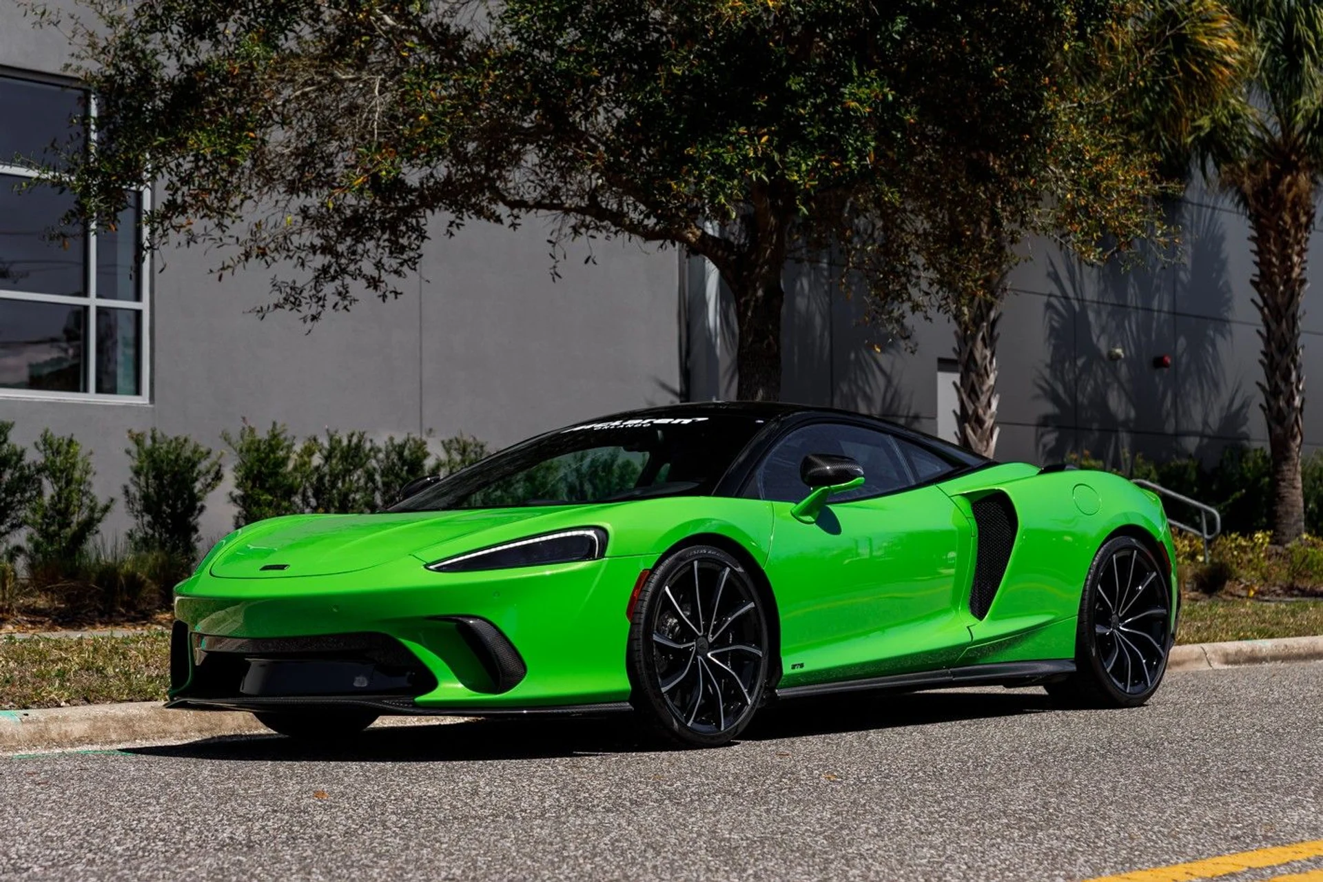 mph021_3720650649_466_p22_l_786adb3017