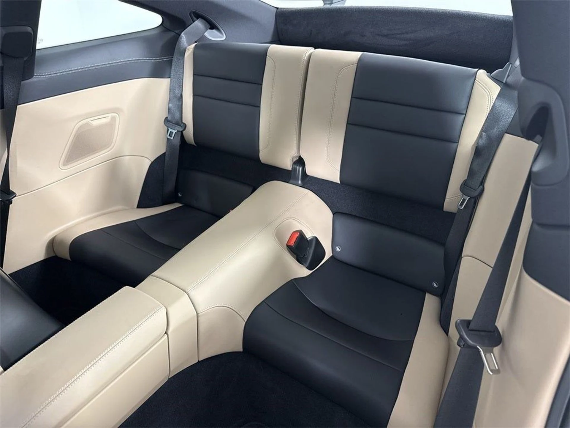 mph021_3721570260_22_ec417b6bbb